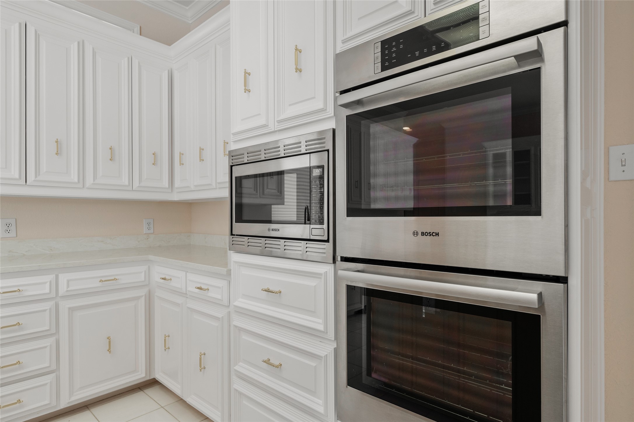 5852 Bridle Bend Court