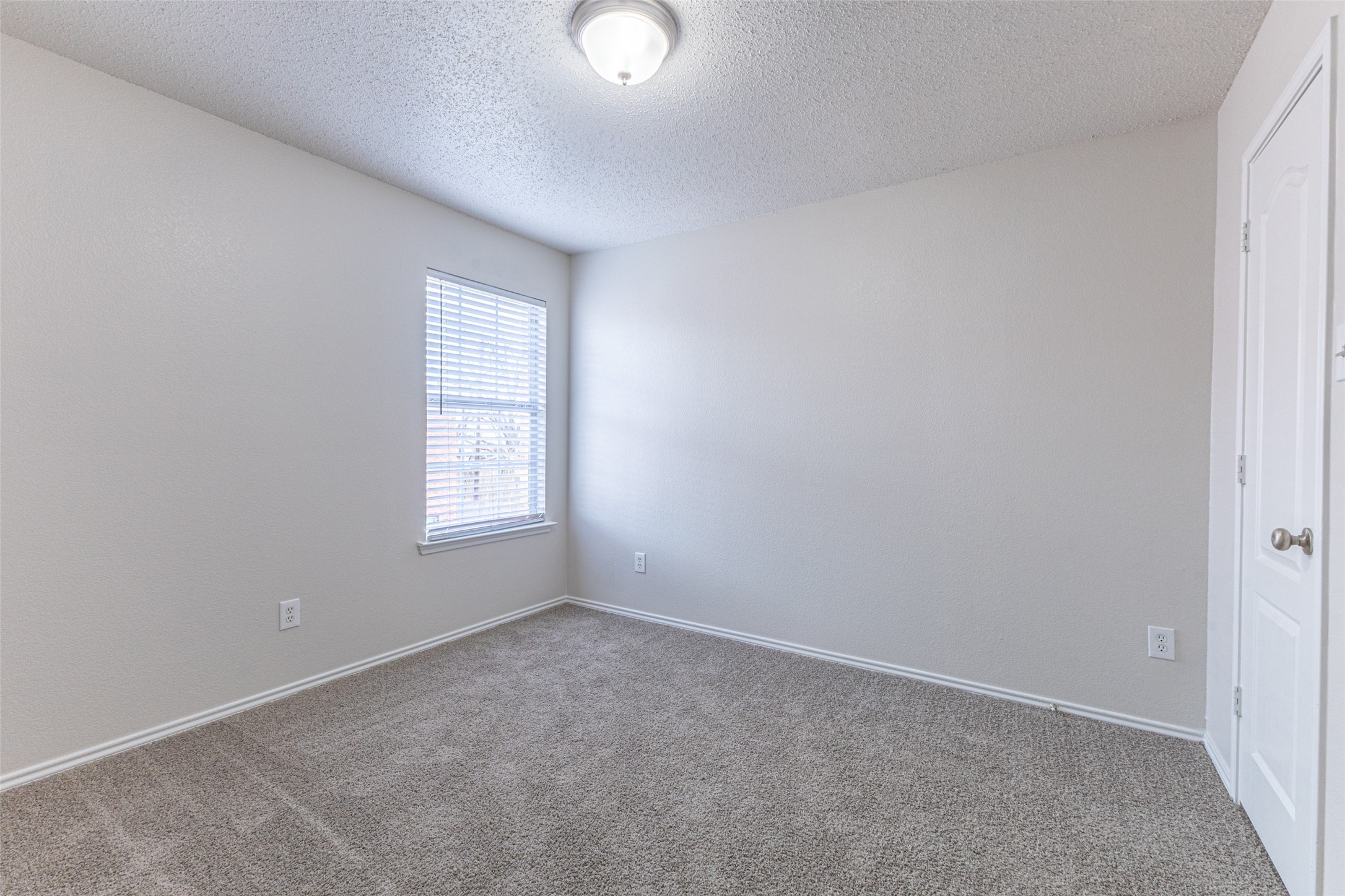 14844 Bell Manor Court