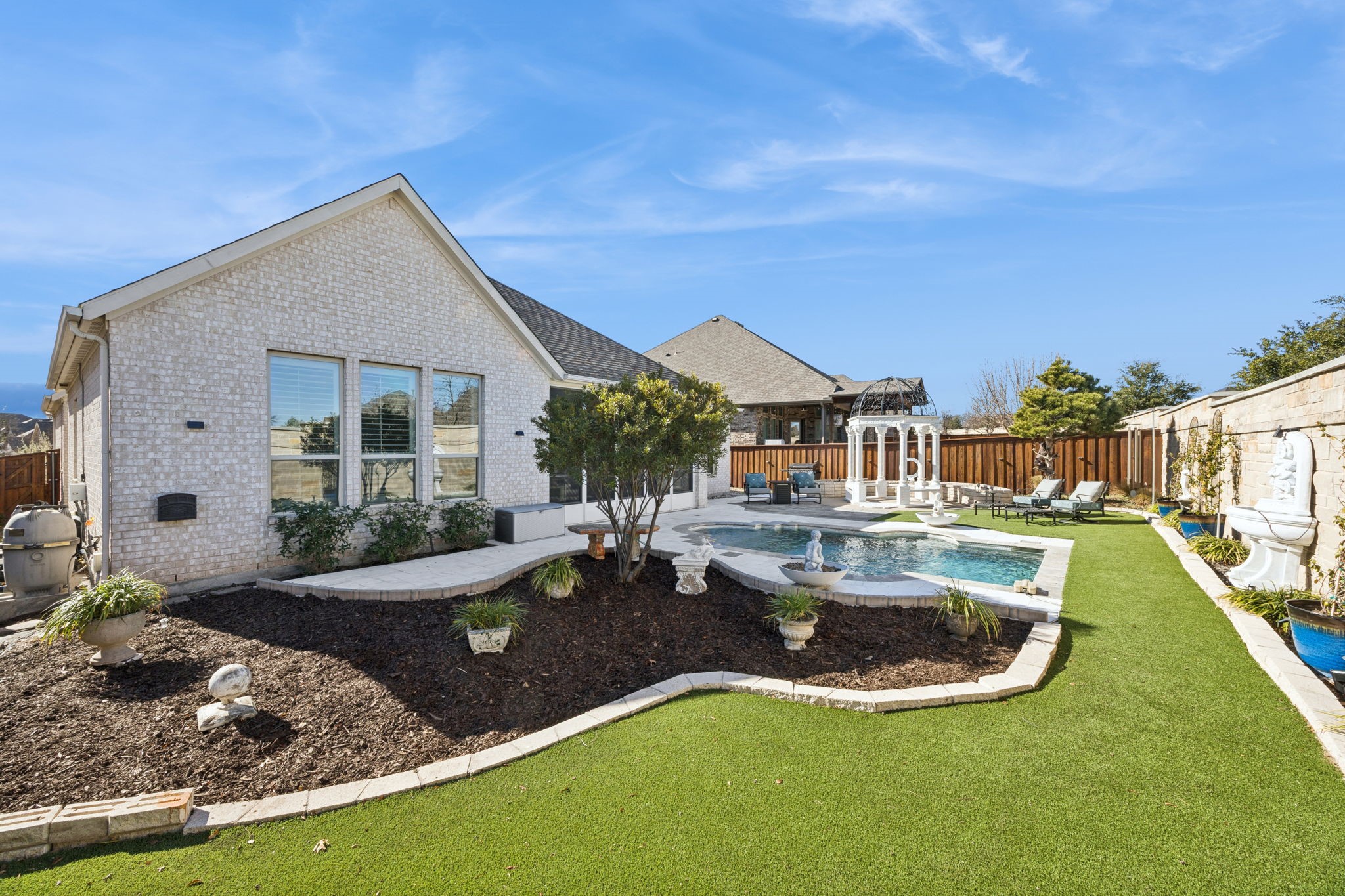 405 Green Valley Drive