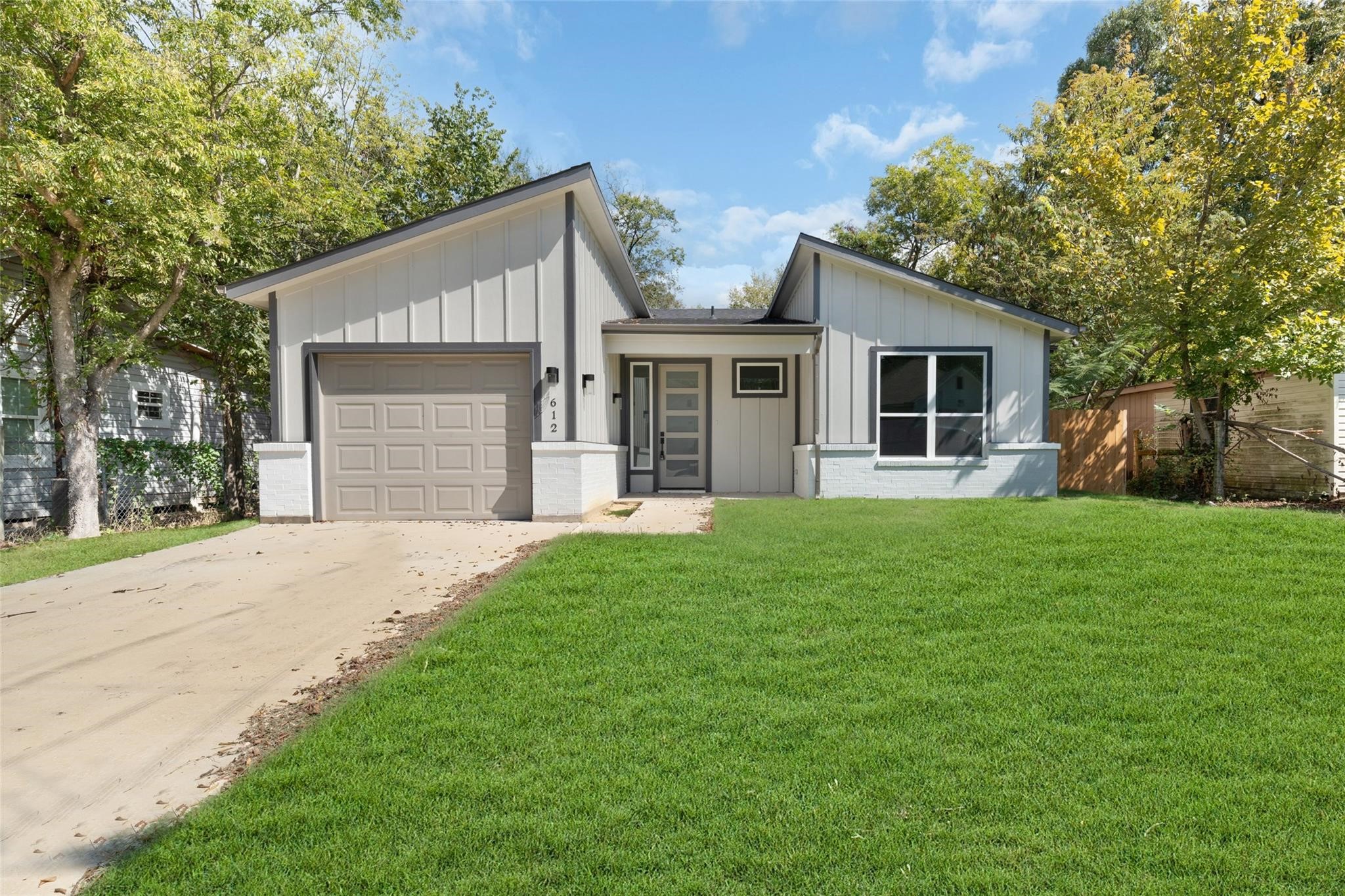 612 Lamar Street