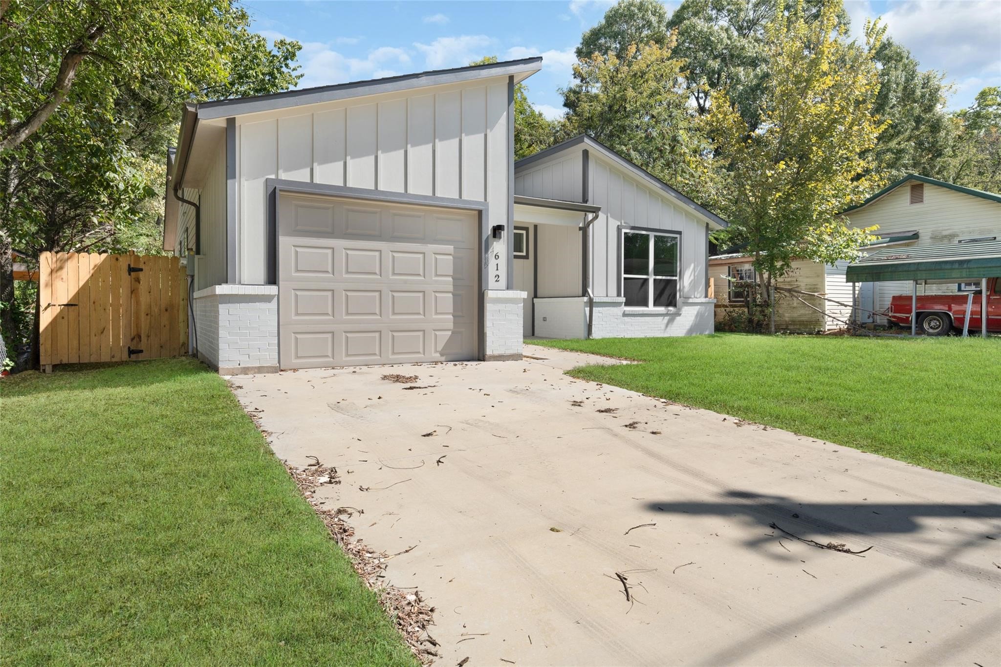 612 Lamar Street