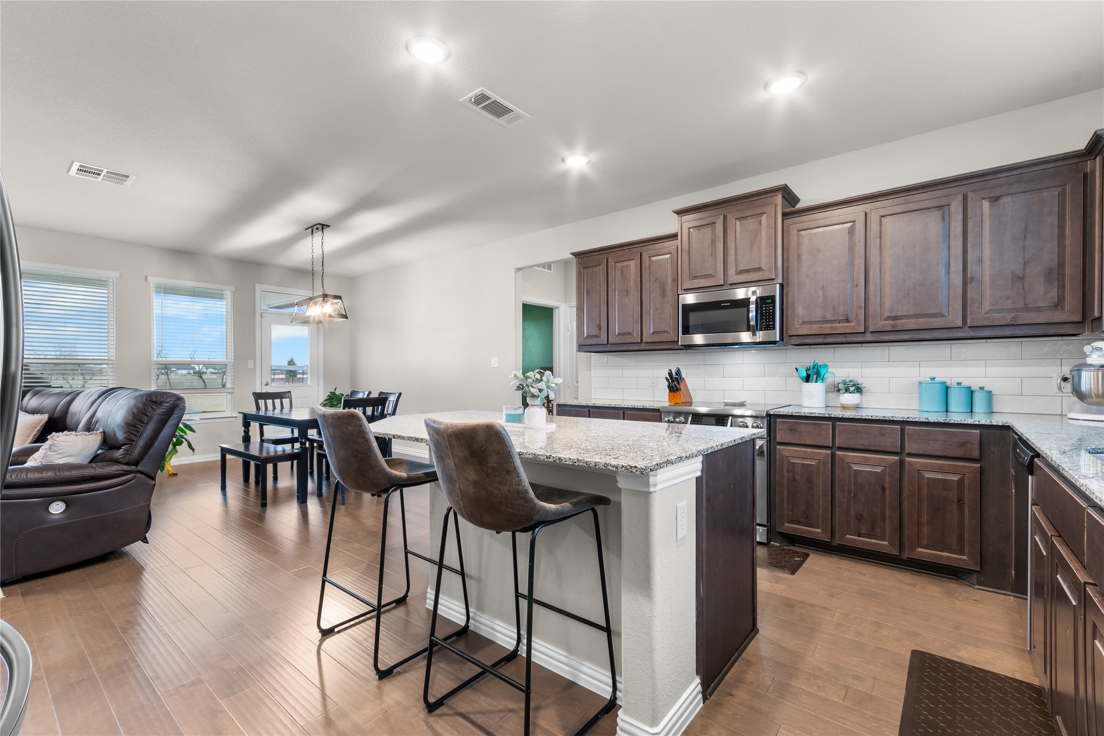 2517 Southern Oak Trail