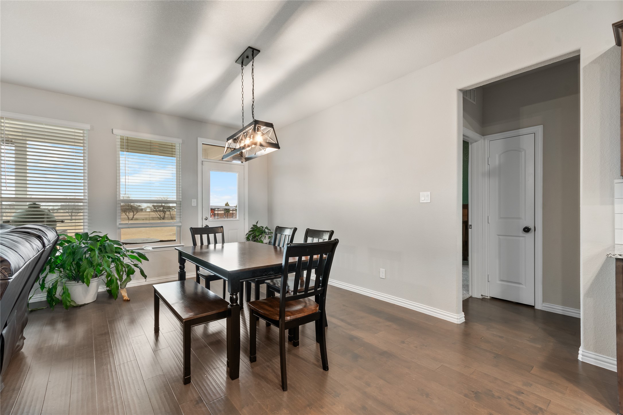 2517 Southern Oak Trail