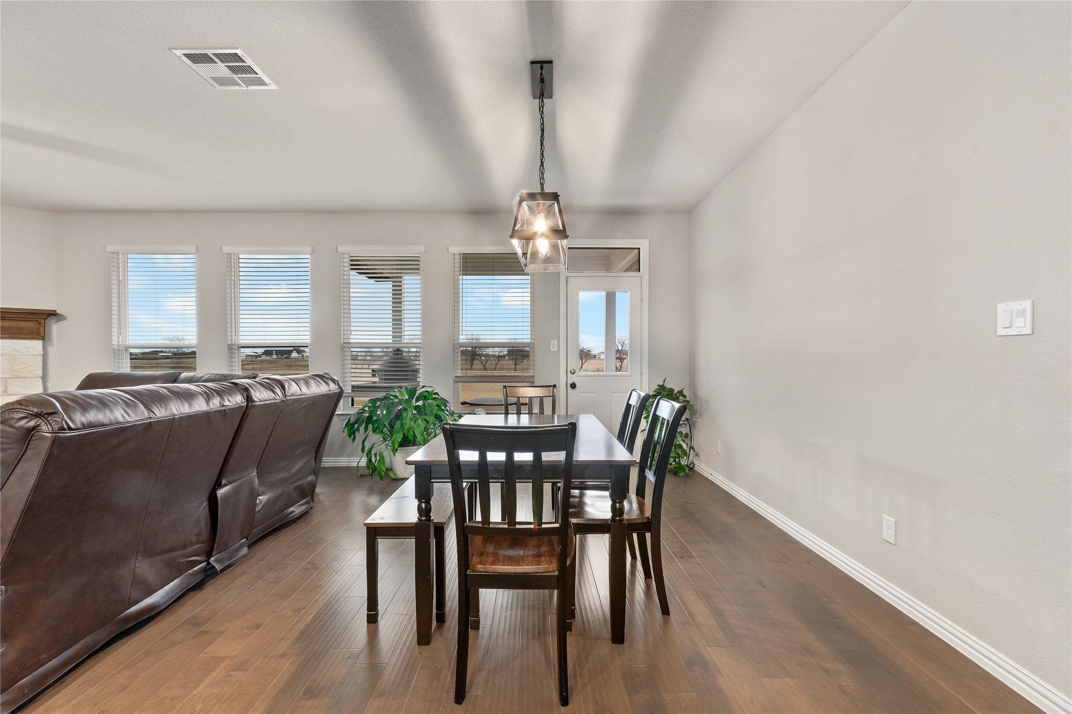 2517 Southern Oak Trail