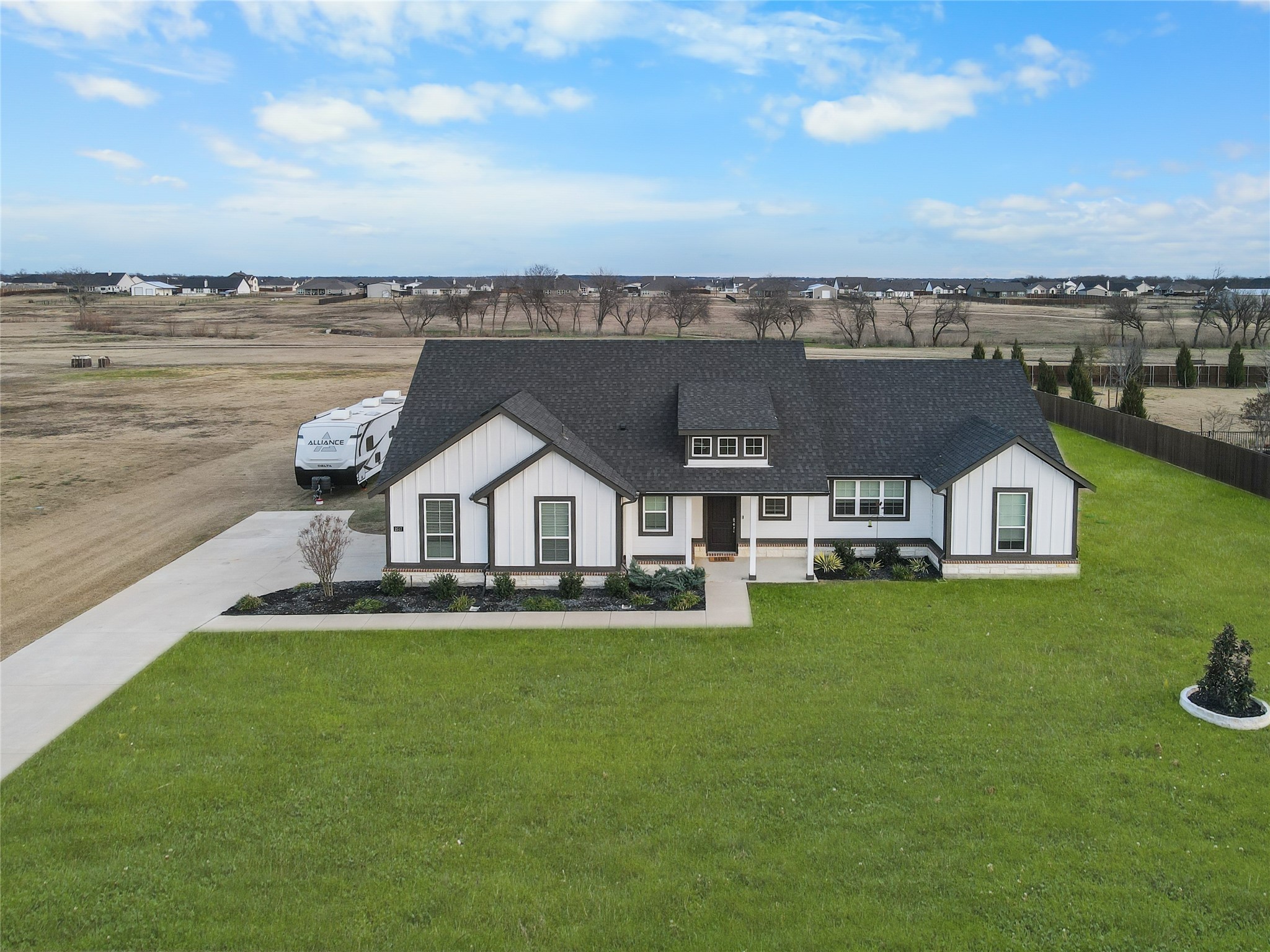 2517 Southern Oak Trail