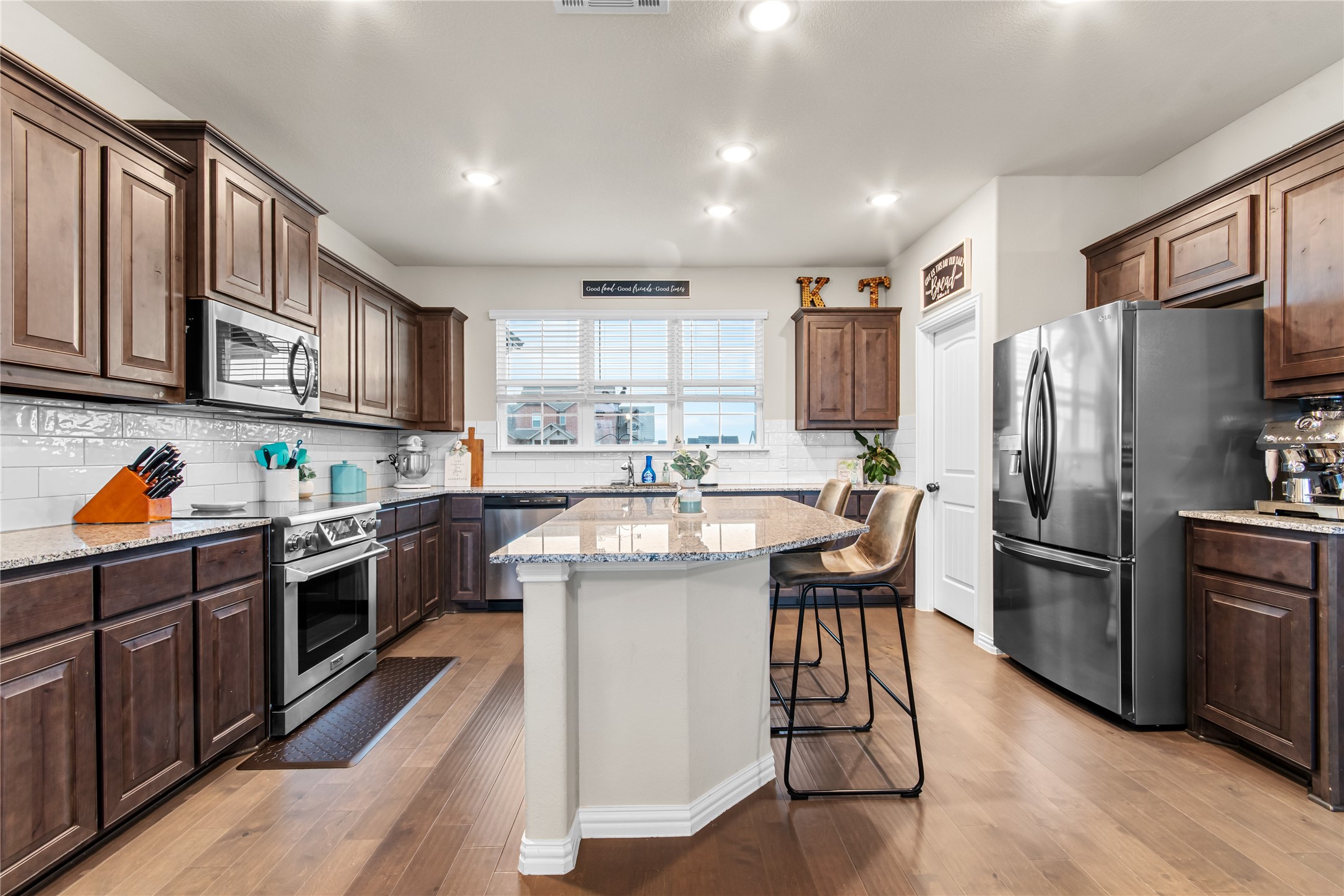 2517 Southern Oak Trail