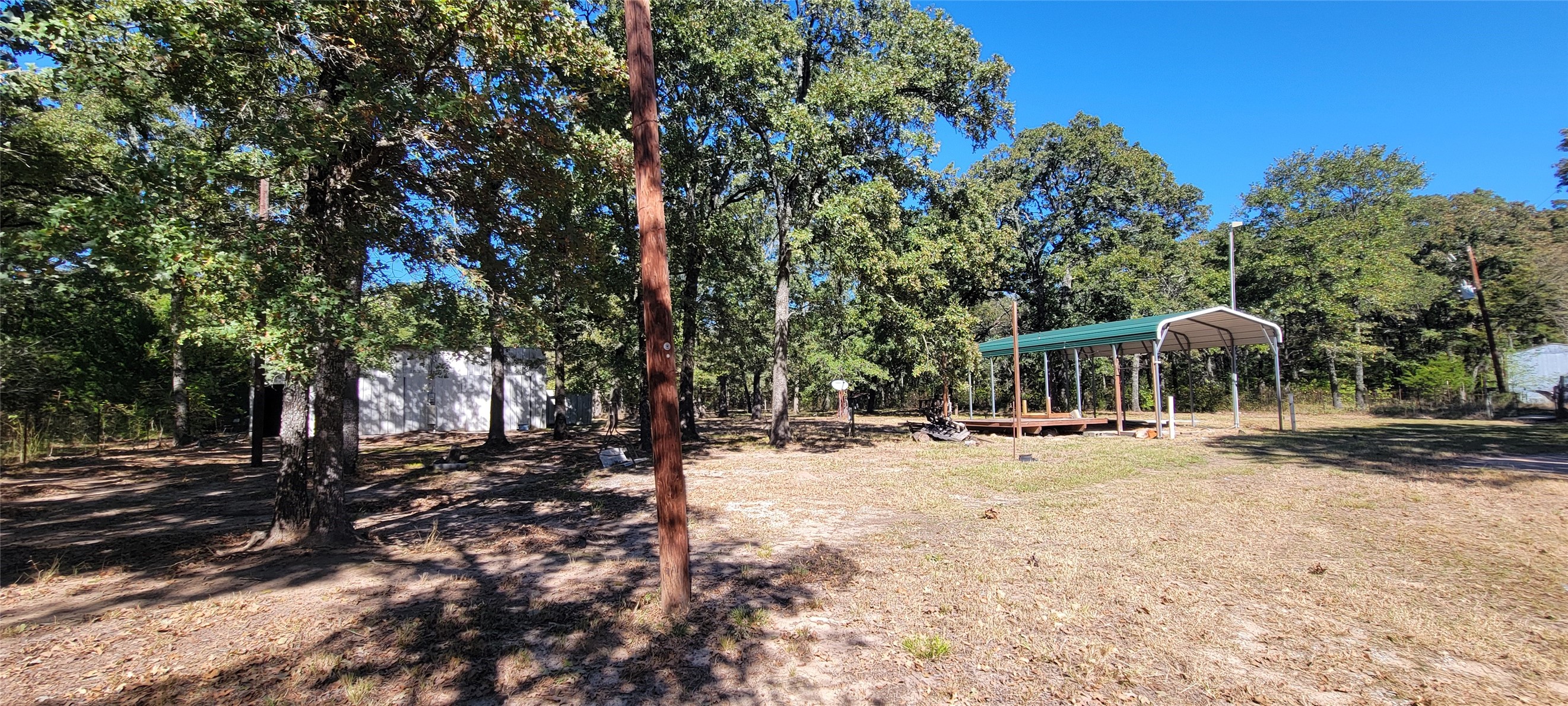 1196 Deer Lane