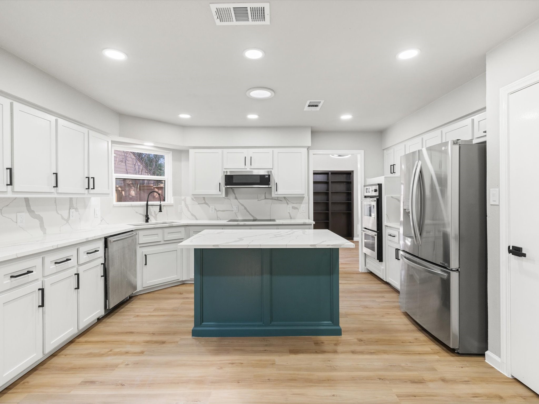 3303 Water Oak Court