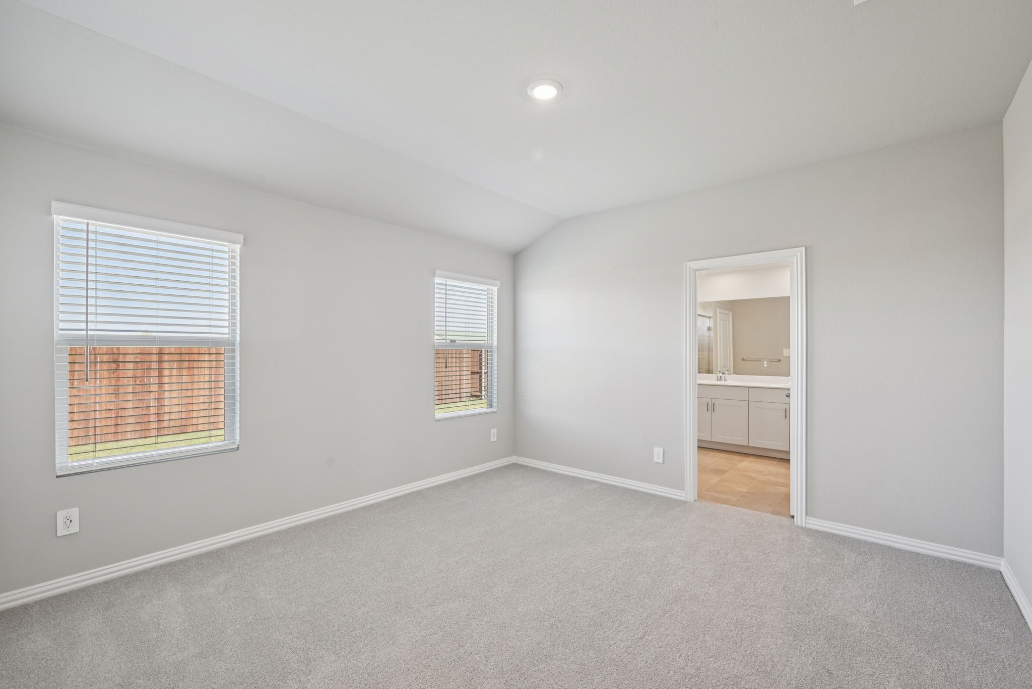 2024 Carriage Court