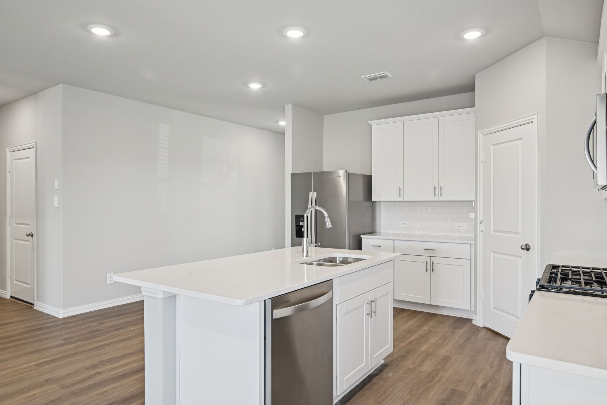 2024 Carriage Court
