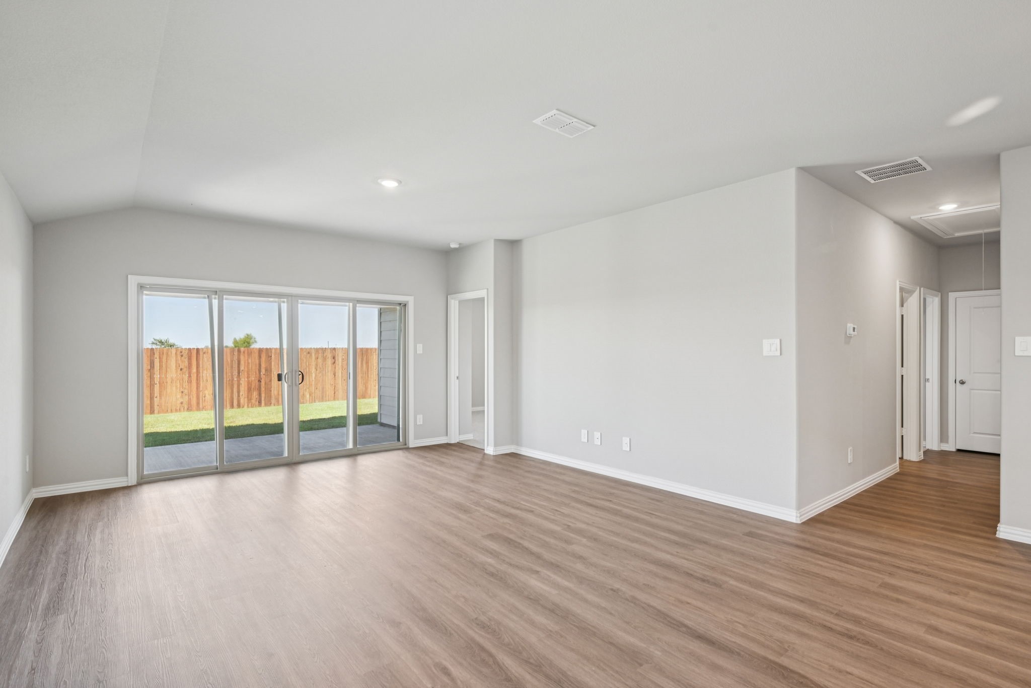 2024 Carriage Court
