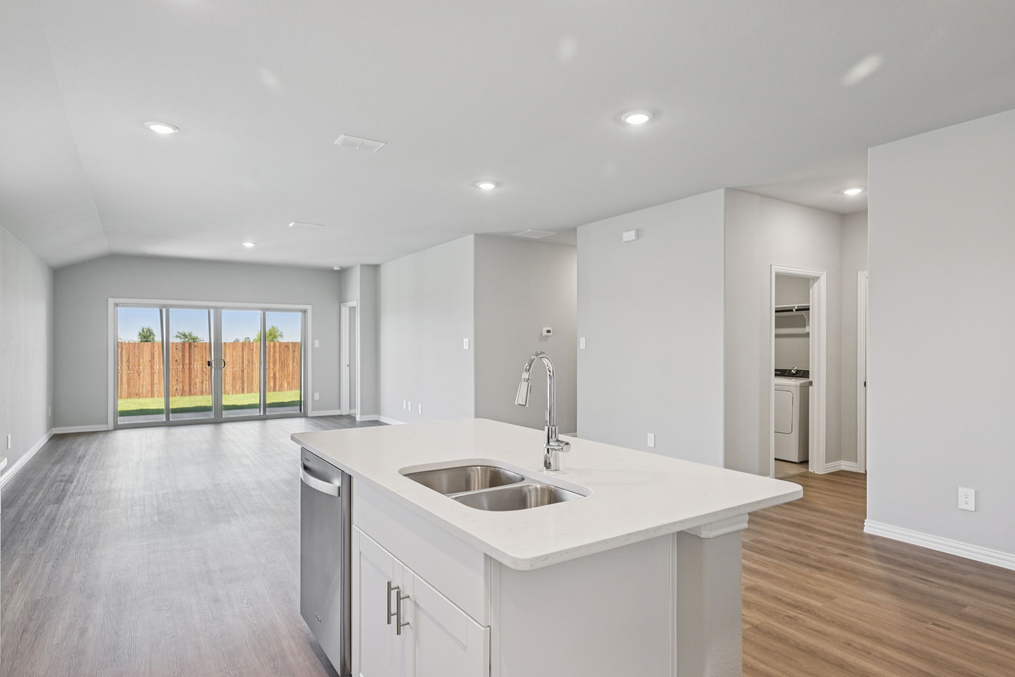 2024 Carriage Court