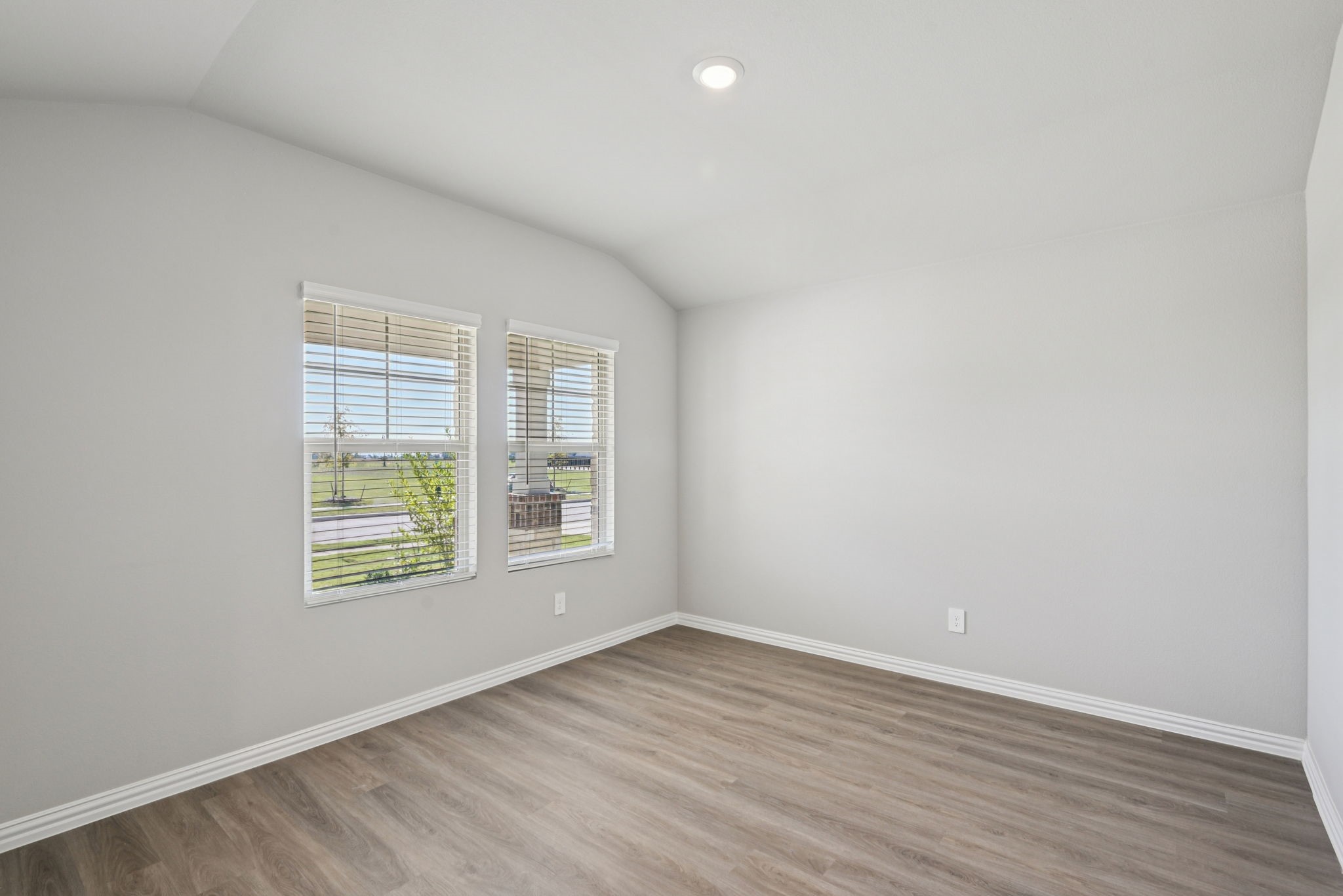 2024 Carriage Court