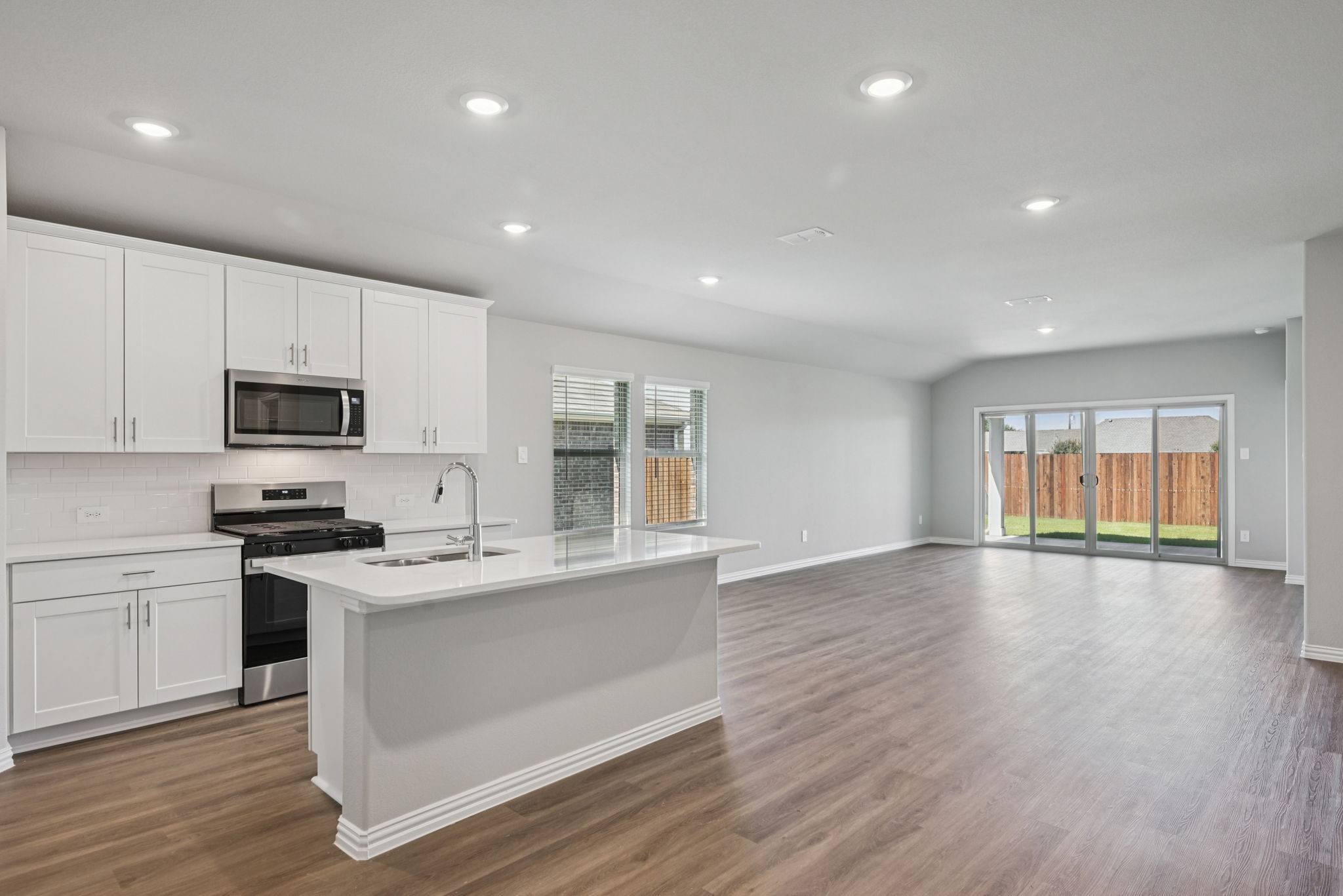 2024 Carriage Court