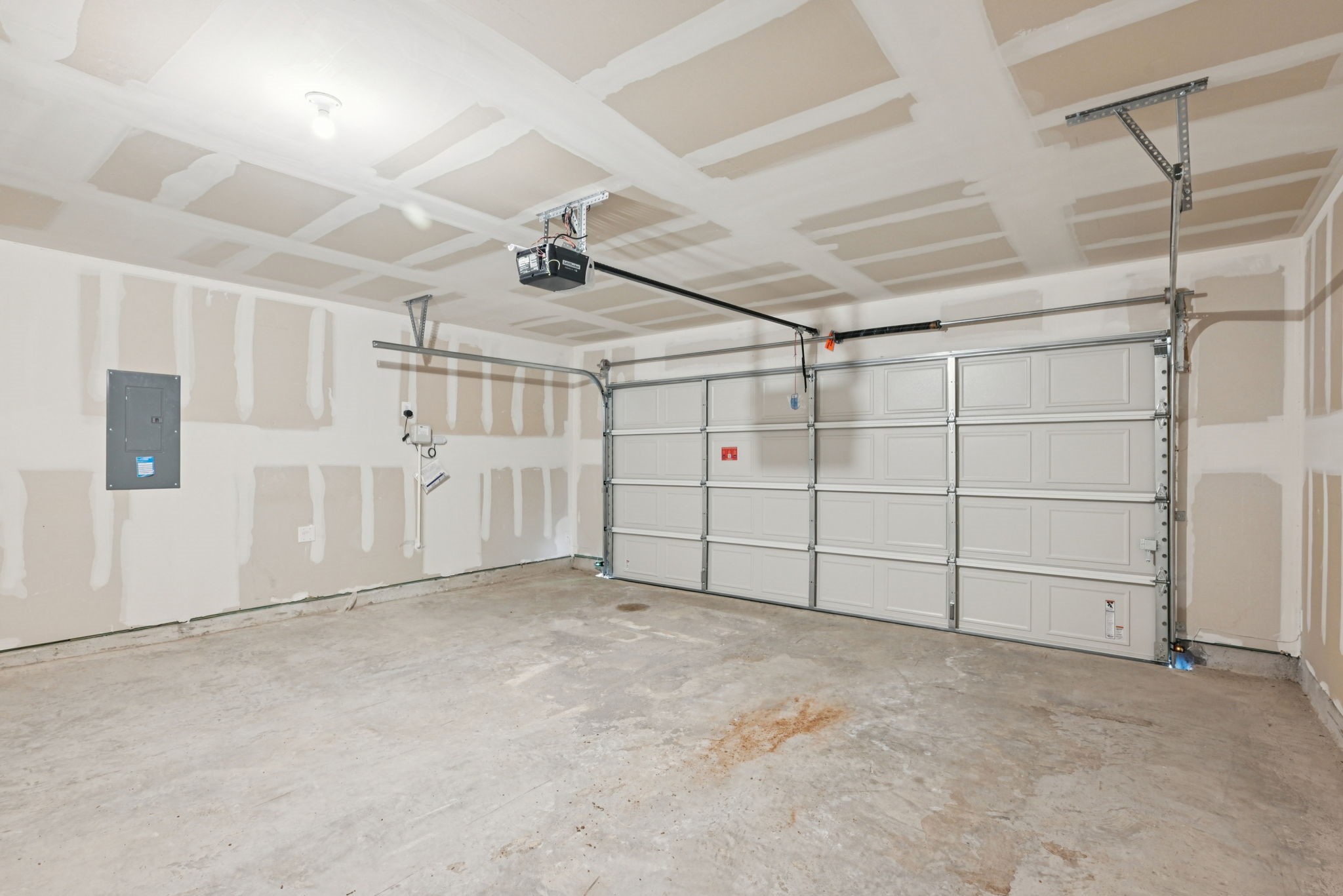 2024 Carriage Court