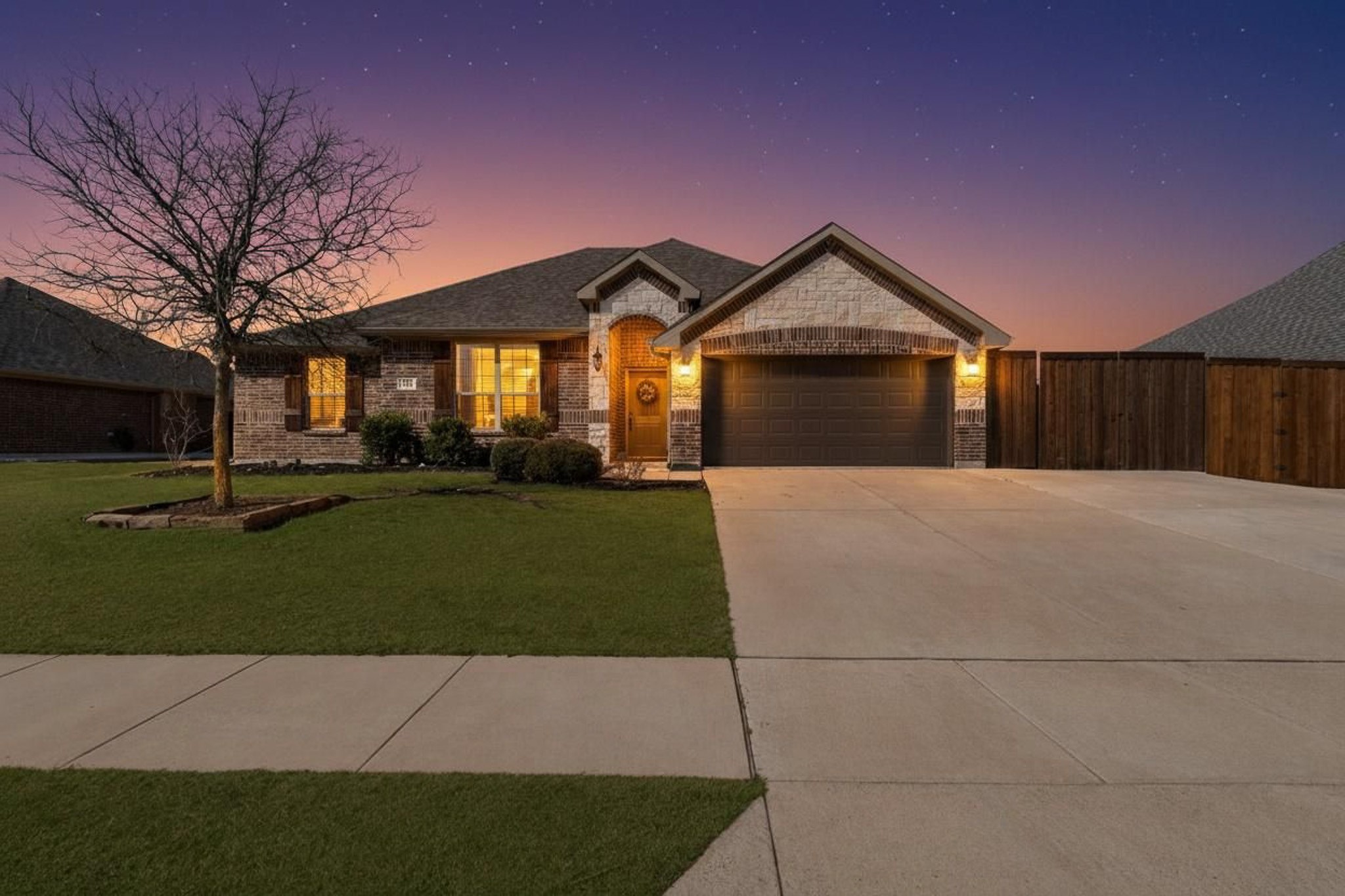 128 Hillcrest Way