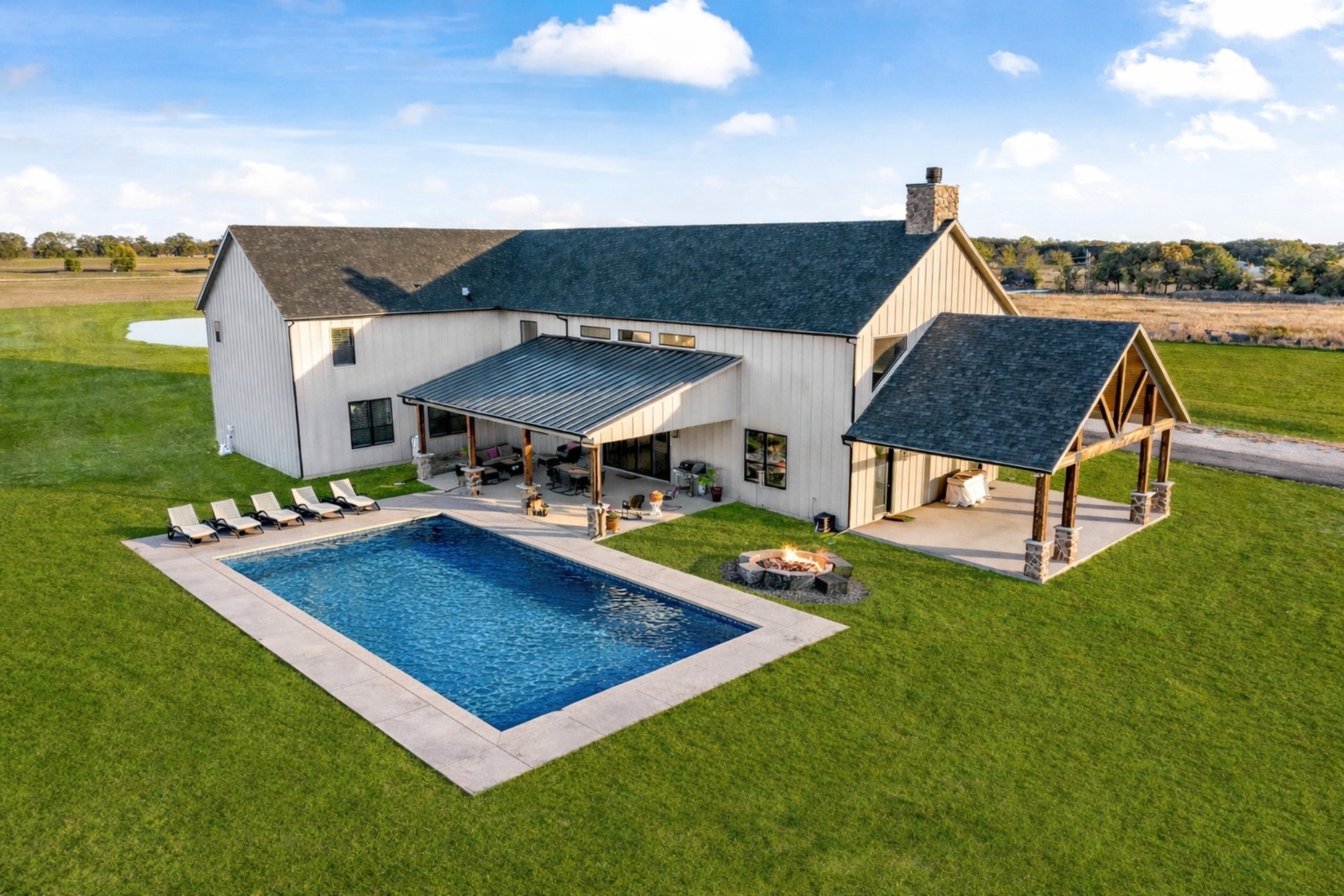 3106 County Road 2526