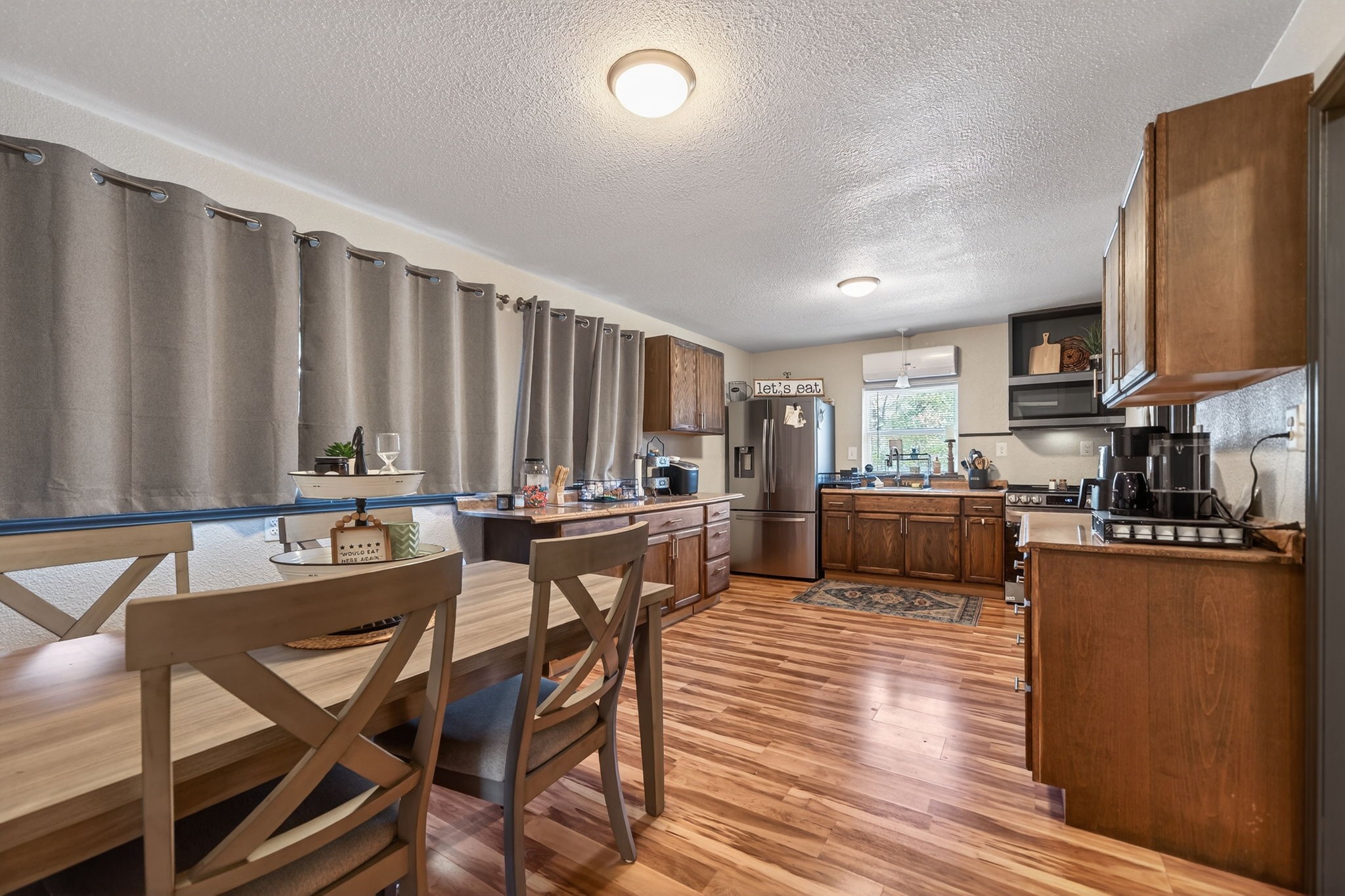 6938 County Road 3512