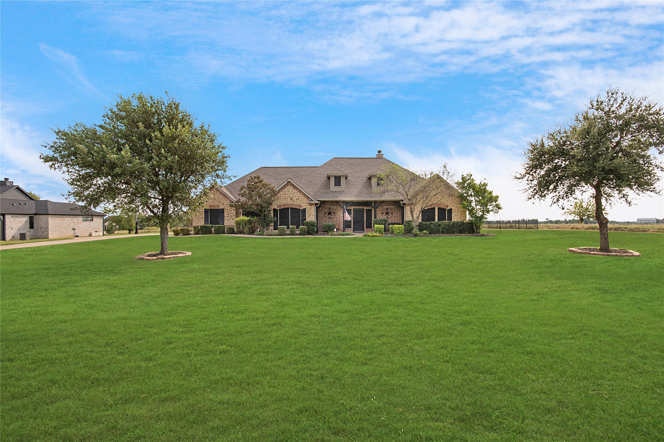1354 Shadow Lakes