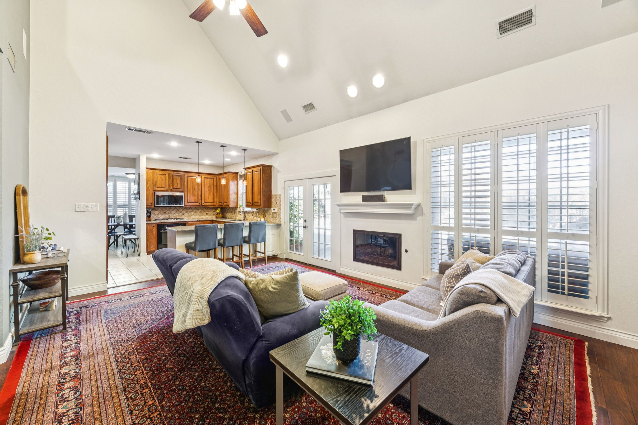 3216 Mercury Drive