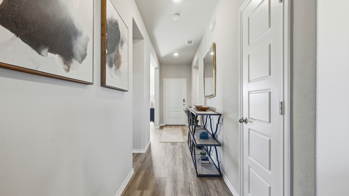 1772 LEEVON Lane