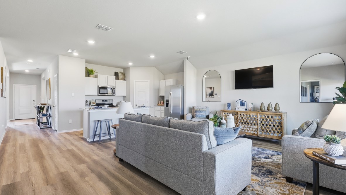 1772 LEEVON Lane