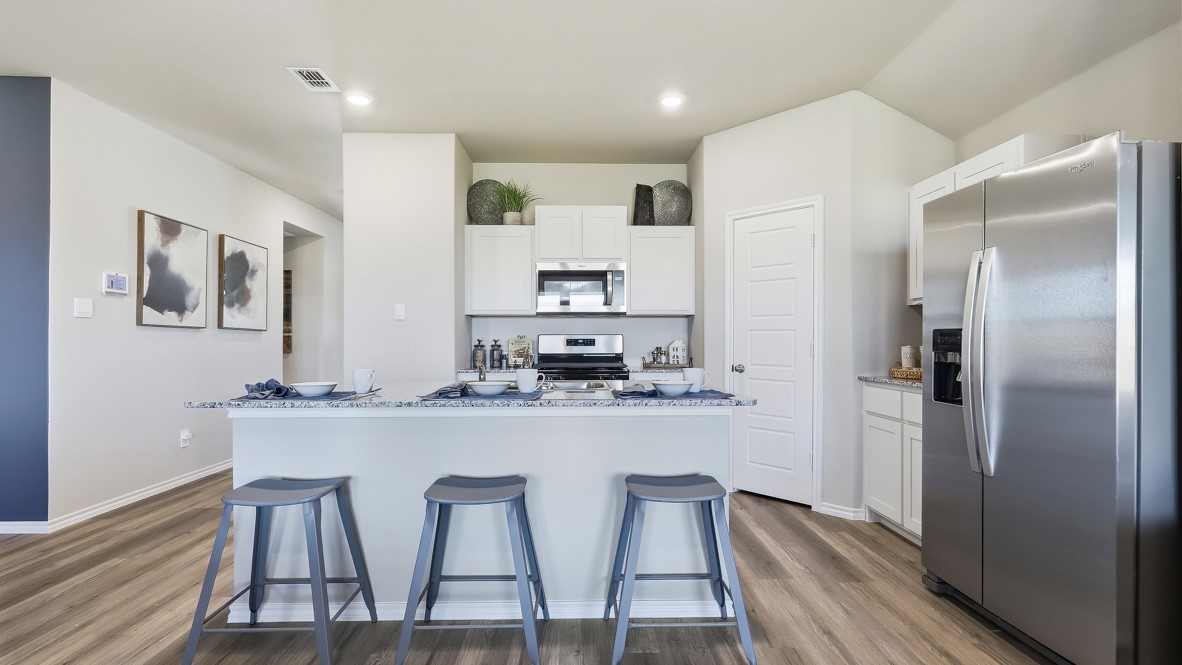 1772 LEEVON Lane