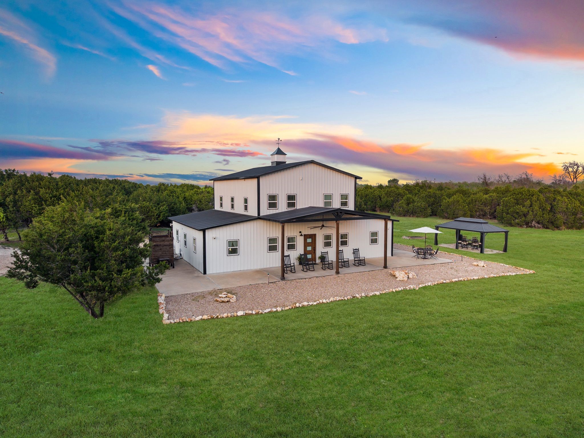116 Creekview Drive