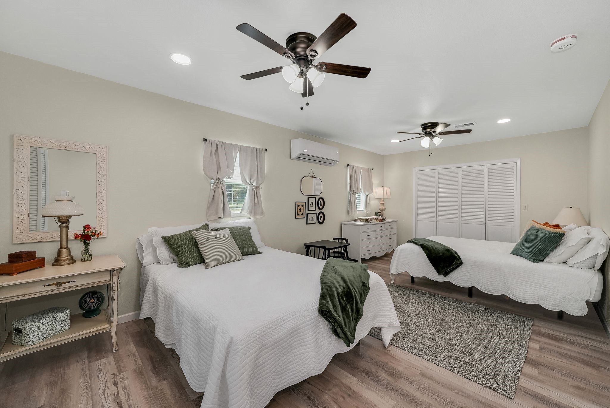 116 Creekview Drive