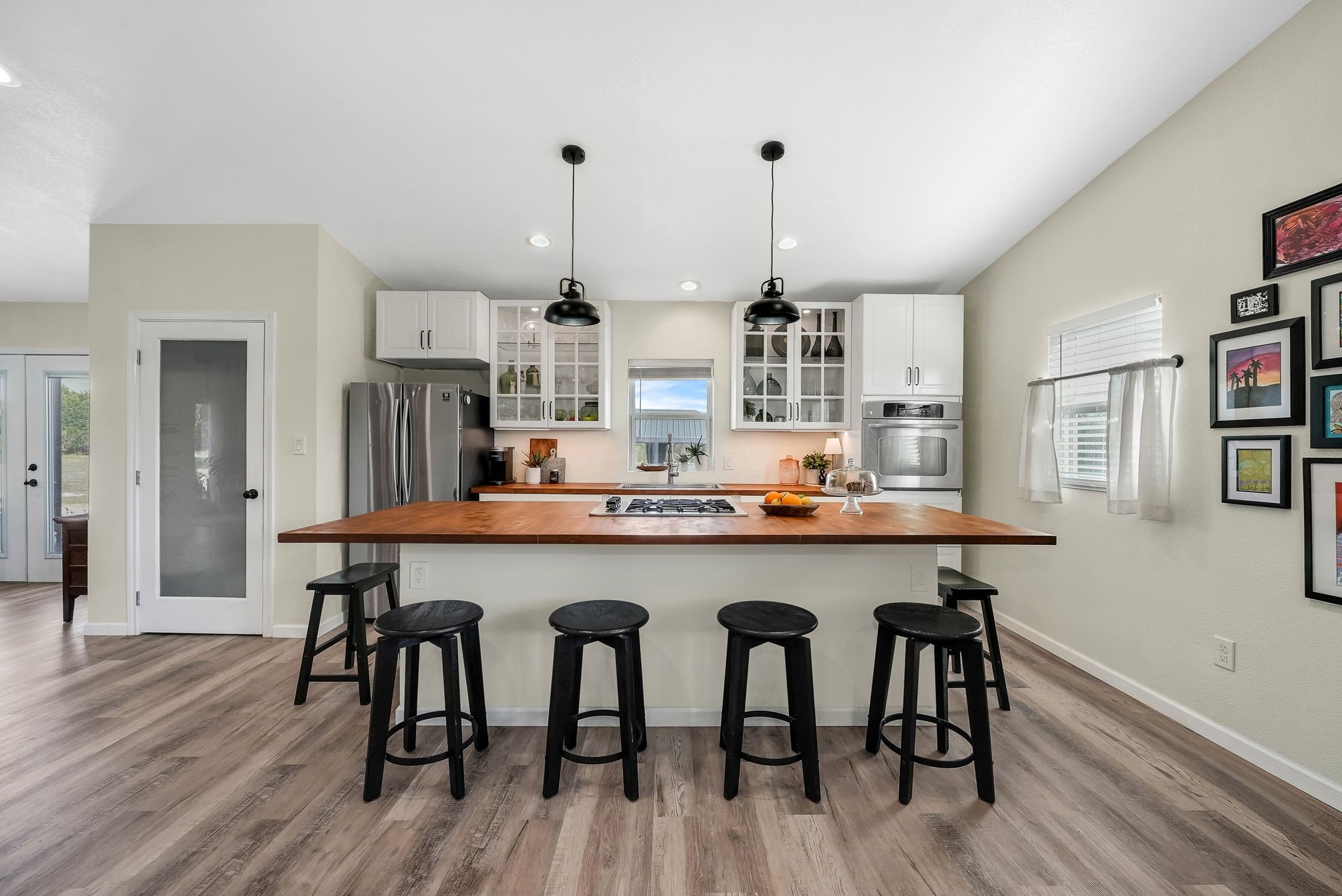 116 Creekview Drive