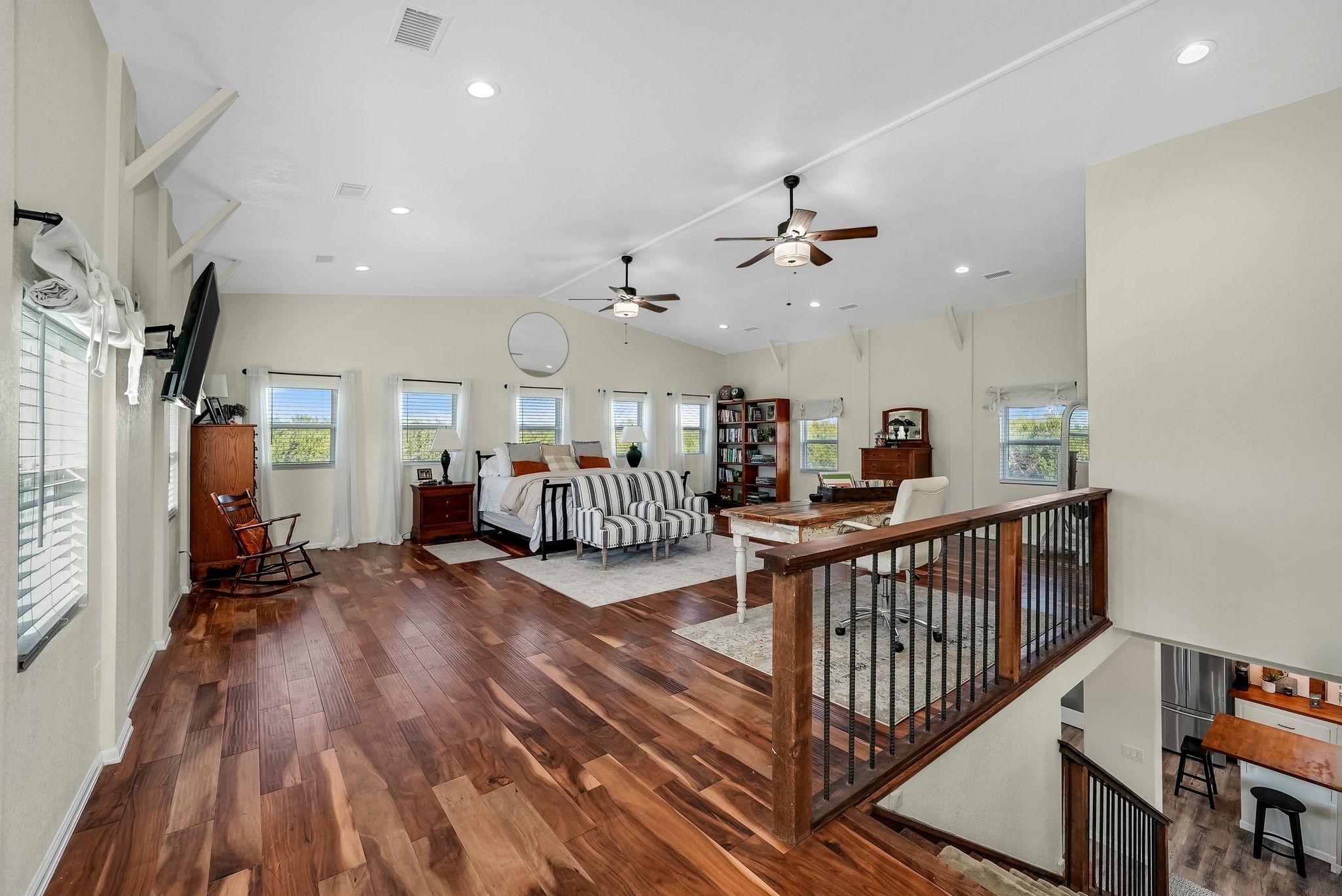116 Creekview Drive