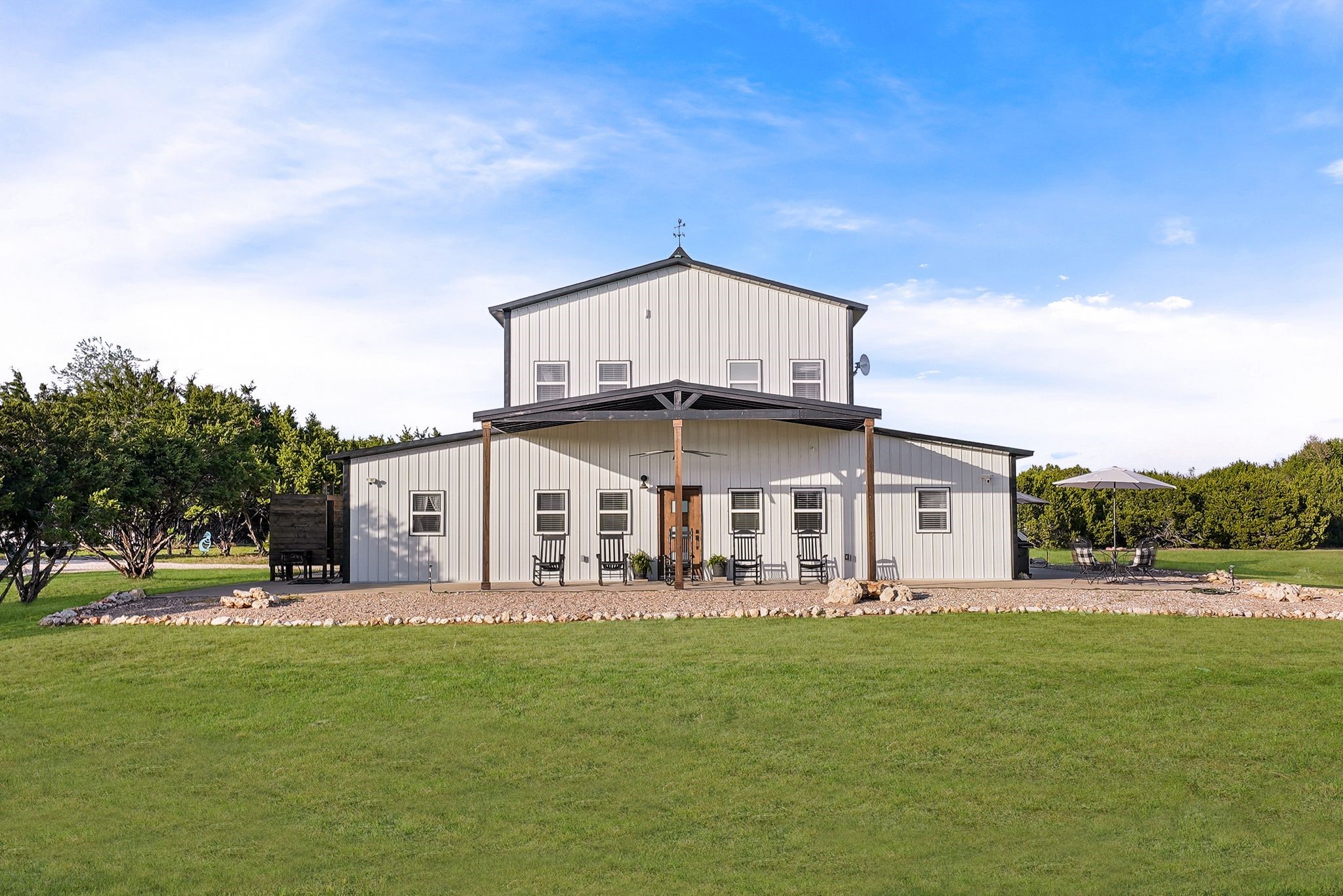 116 Creekview Drive