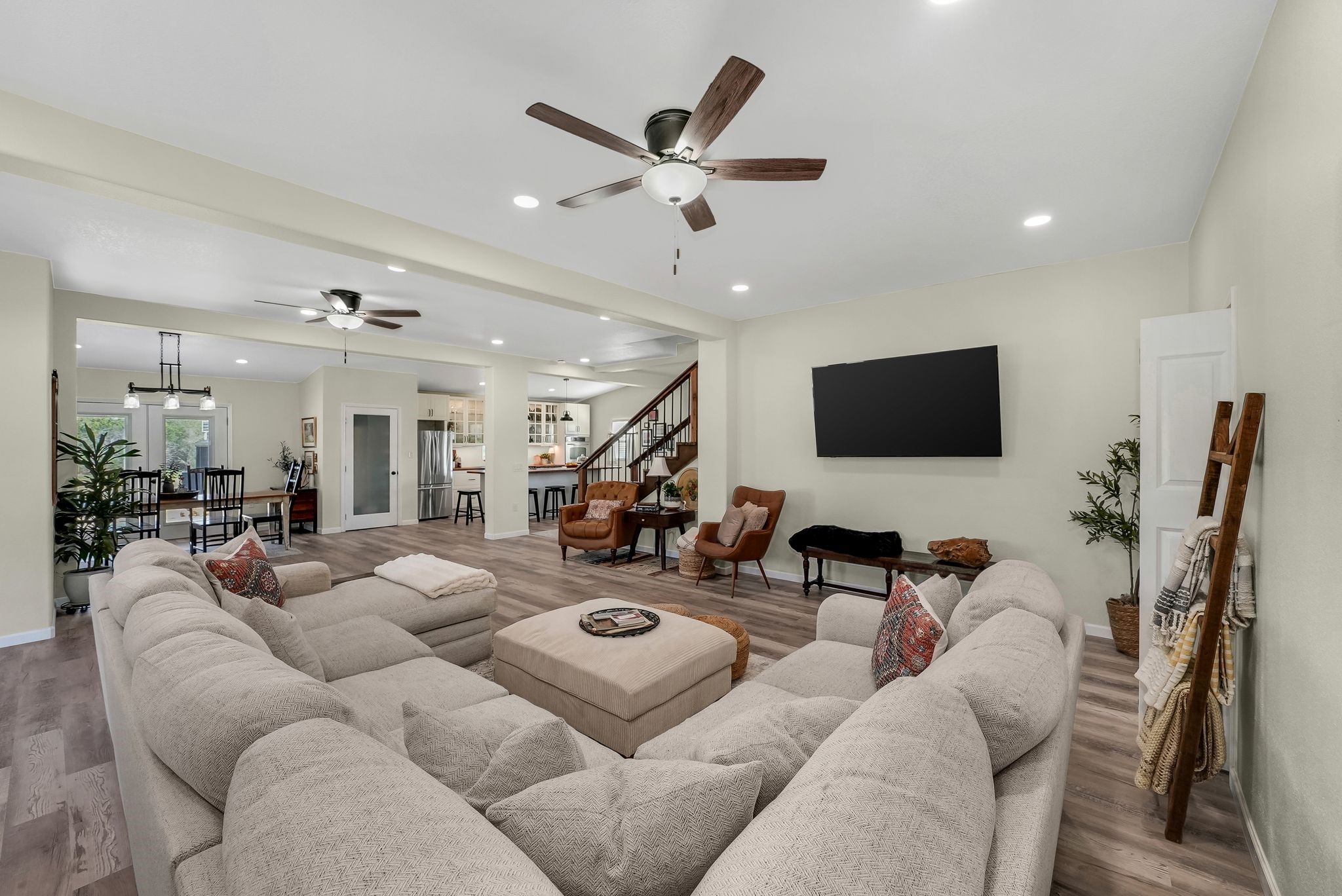 116 Creekview Drive