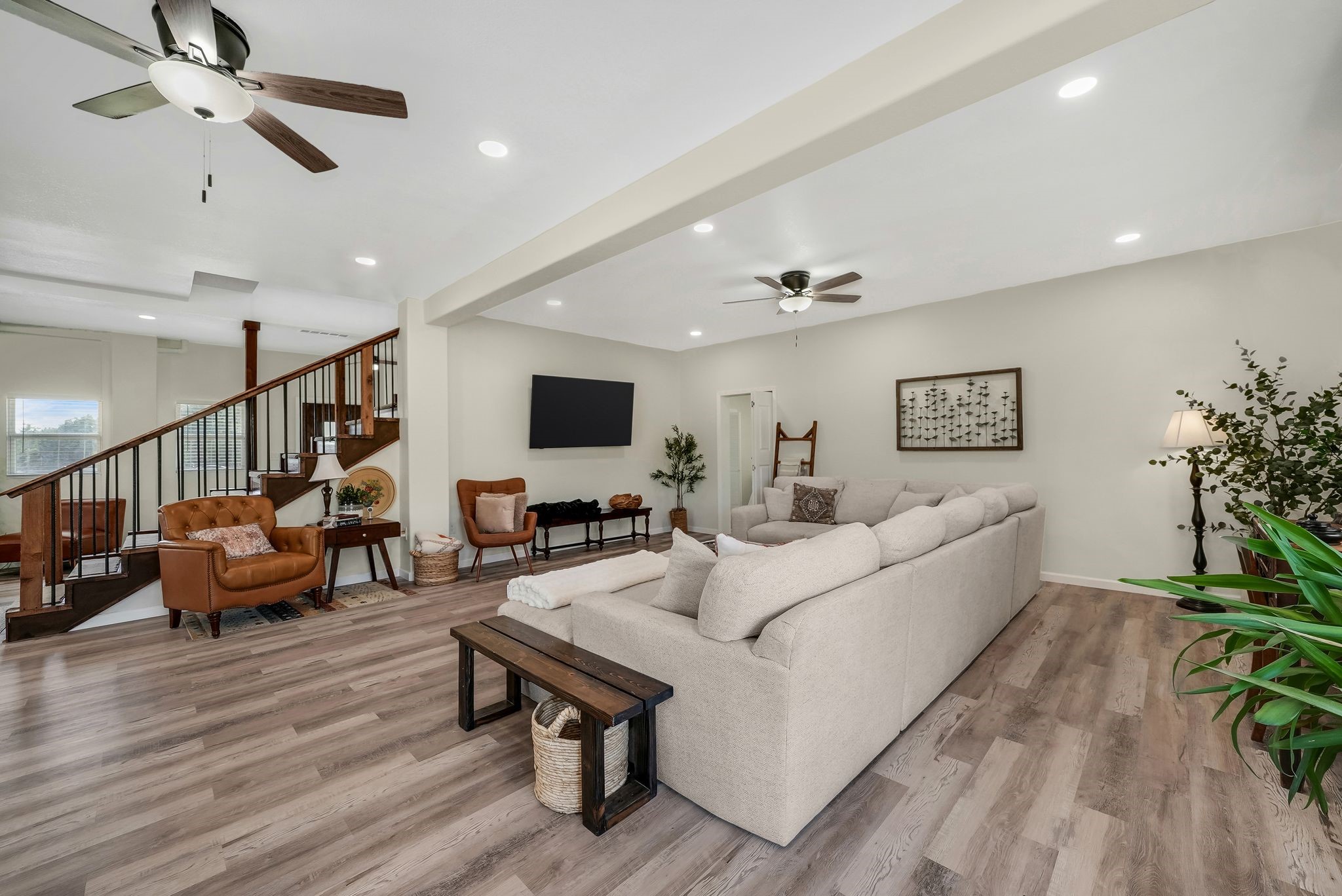 116 Creekview Drive