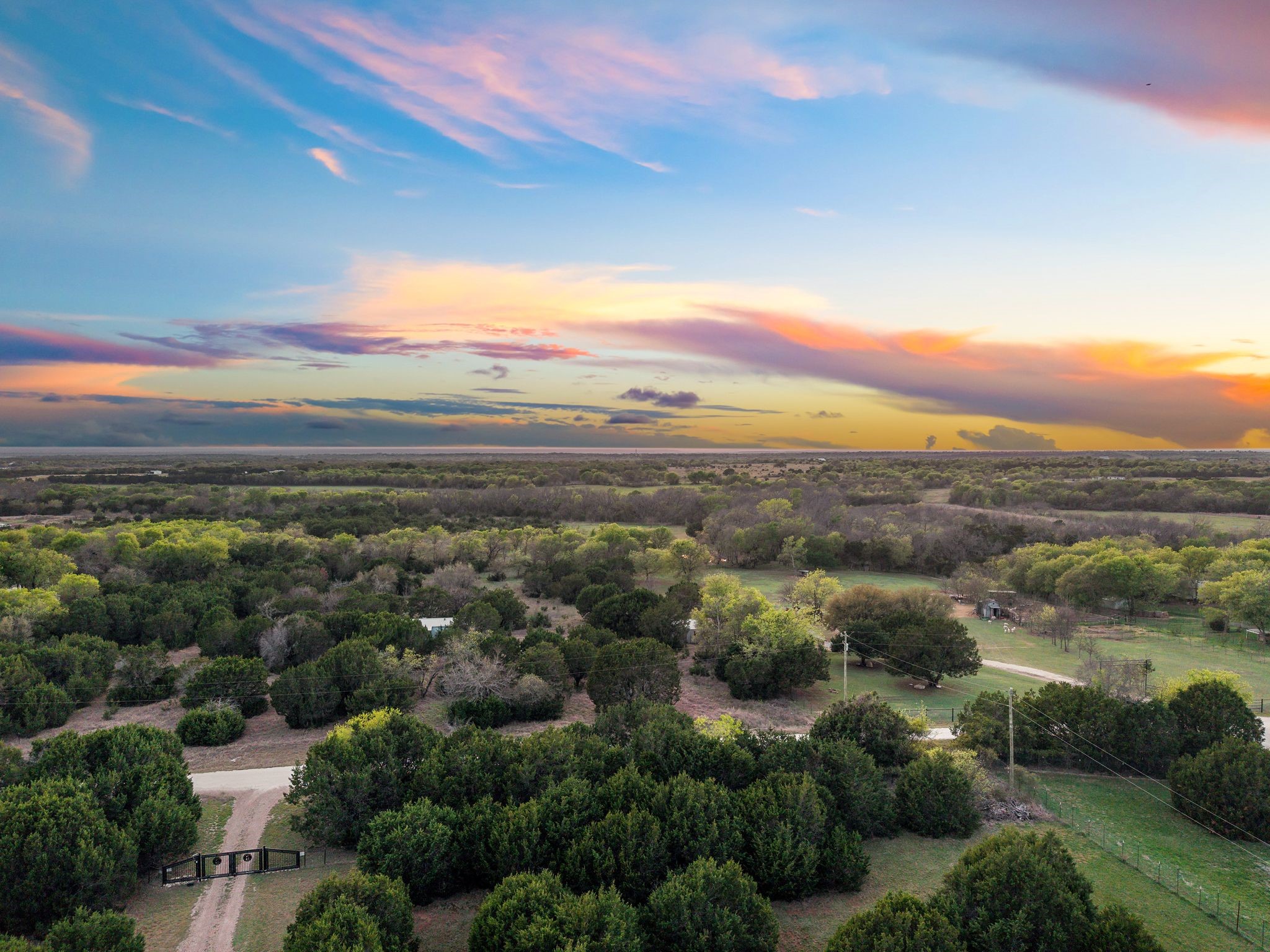 116 Creekview Drive