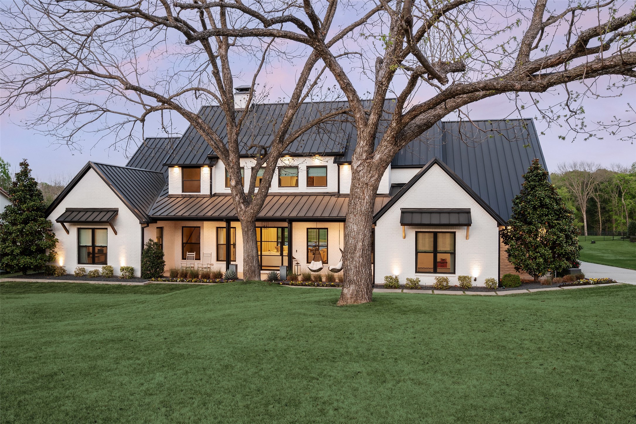 1411 Red Oak Trail