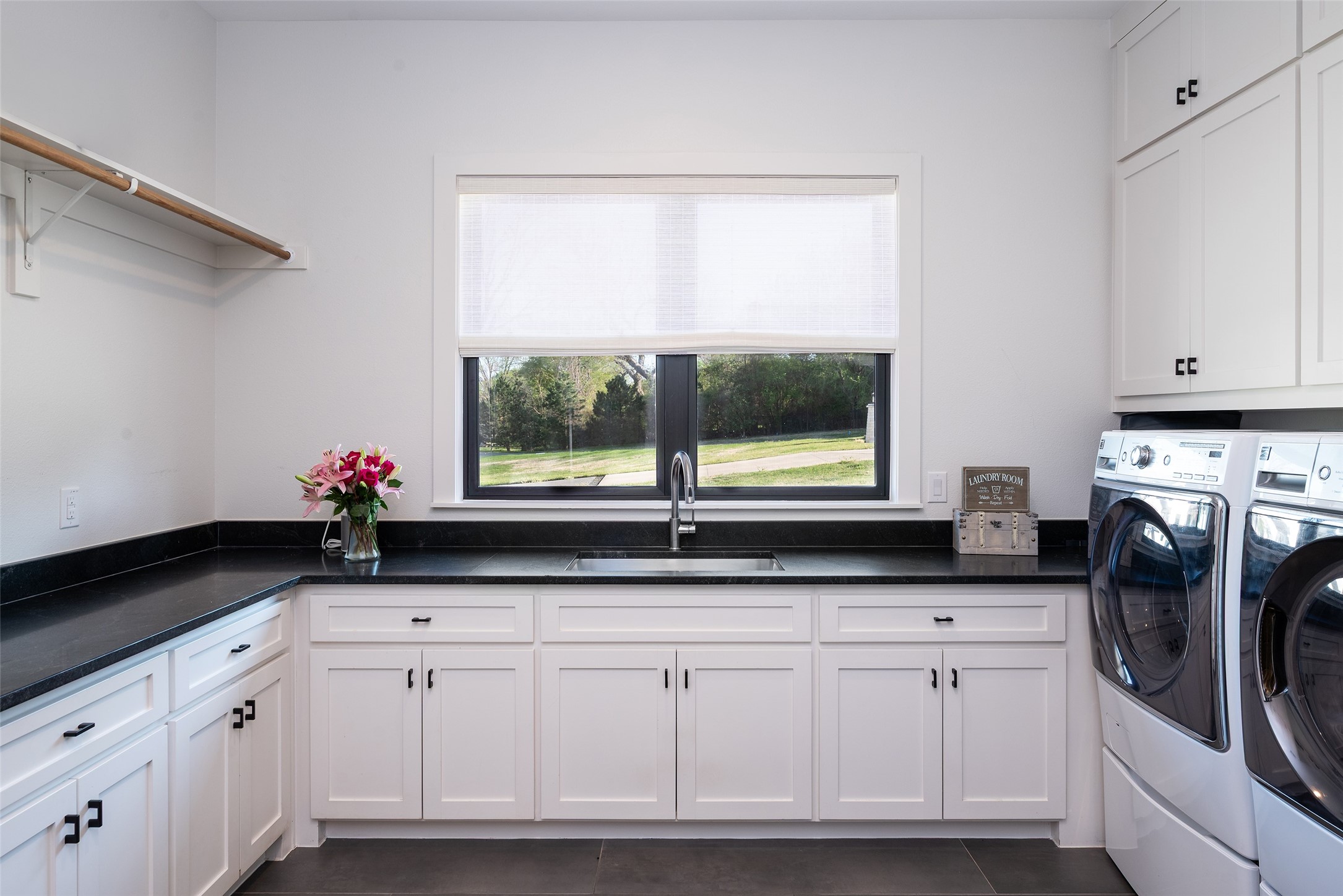 1411 Red Oak Trail