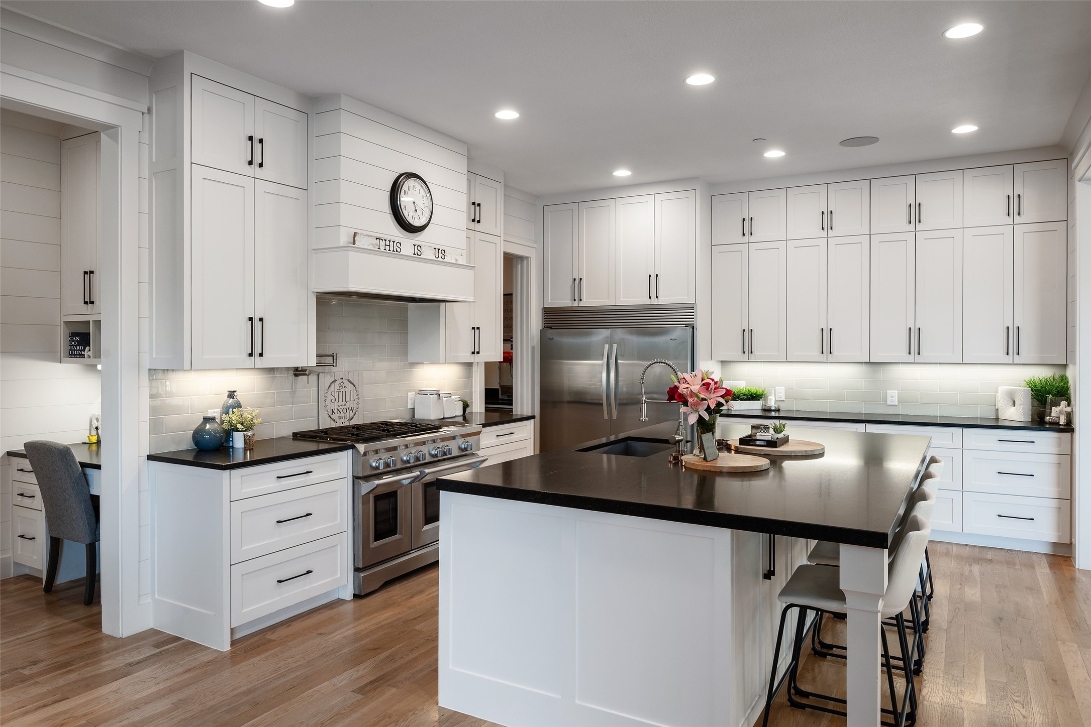 1411 Red Oak Trail