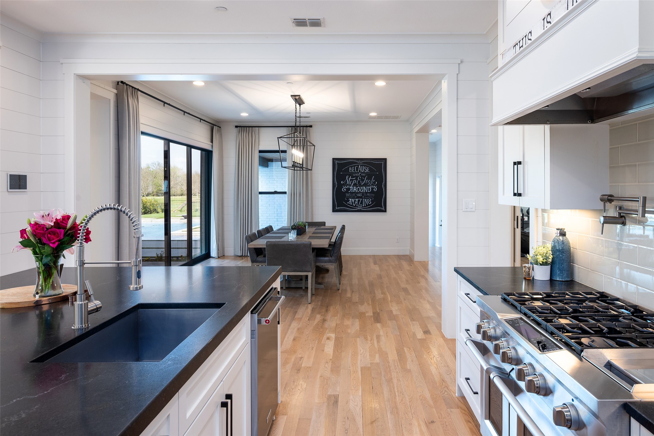 1411 Red Oak Trail