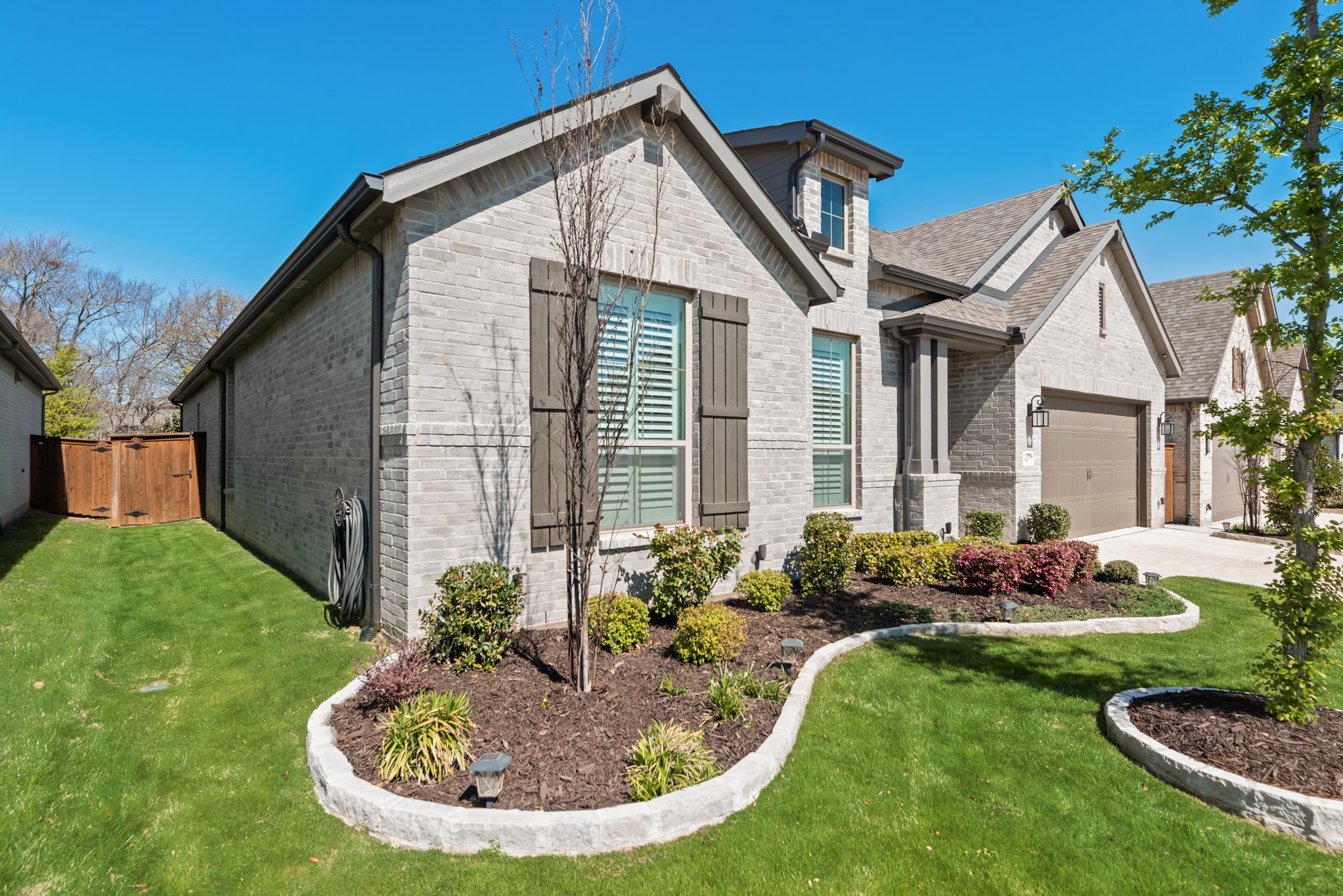 4629 White Oak Lane