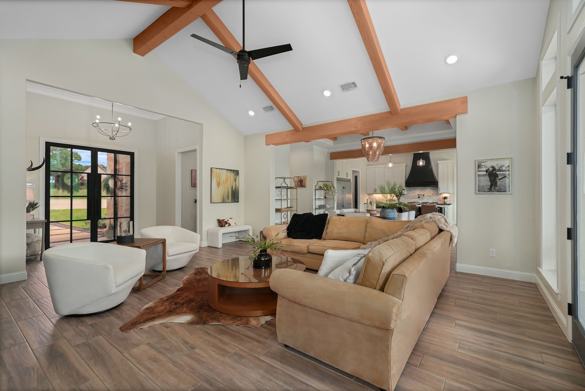 2100 Lake Crest Lane