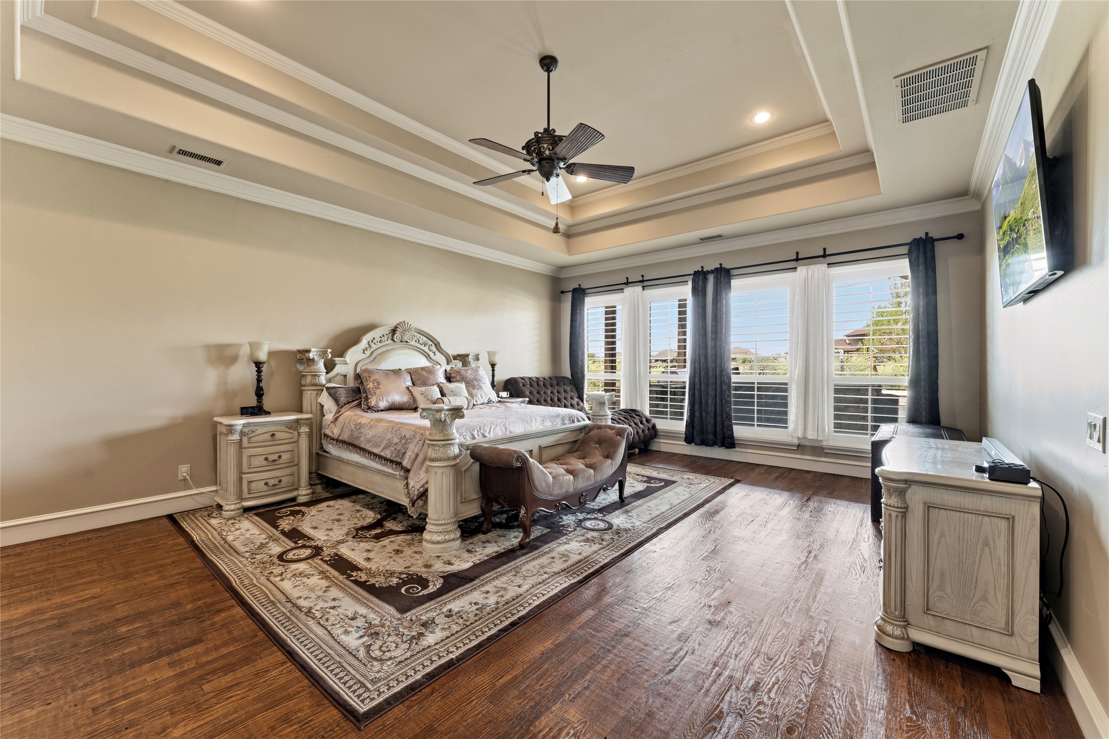 1061 Kingsbridge Lane