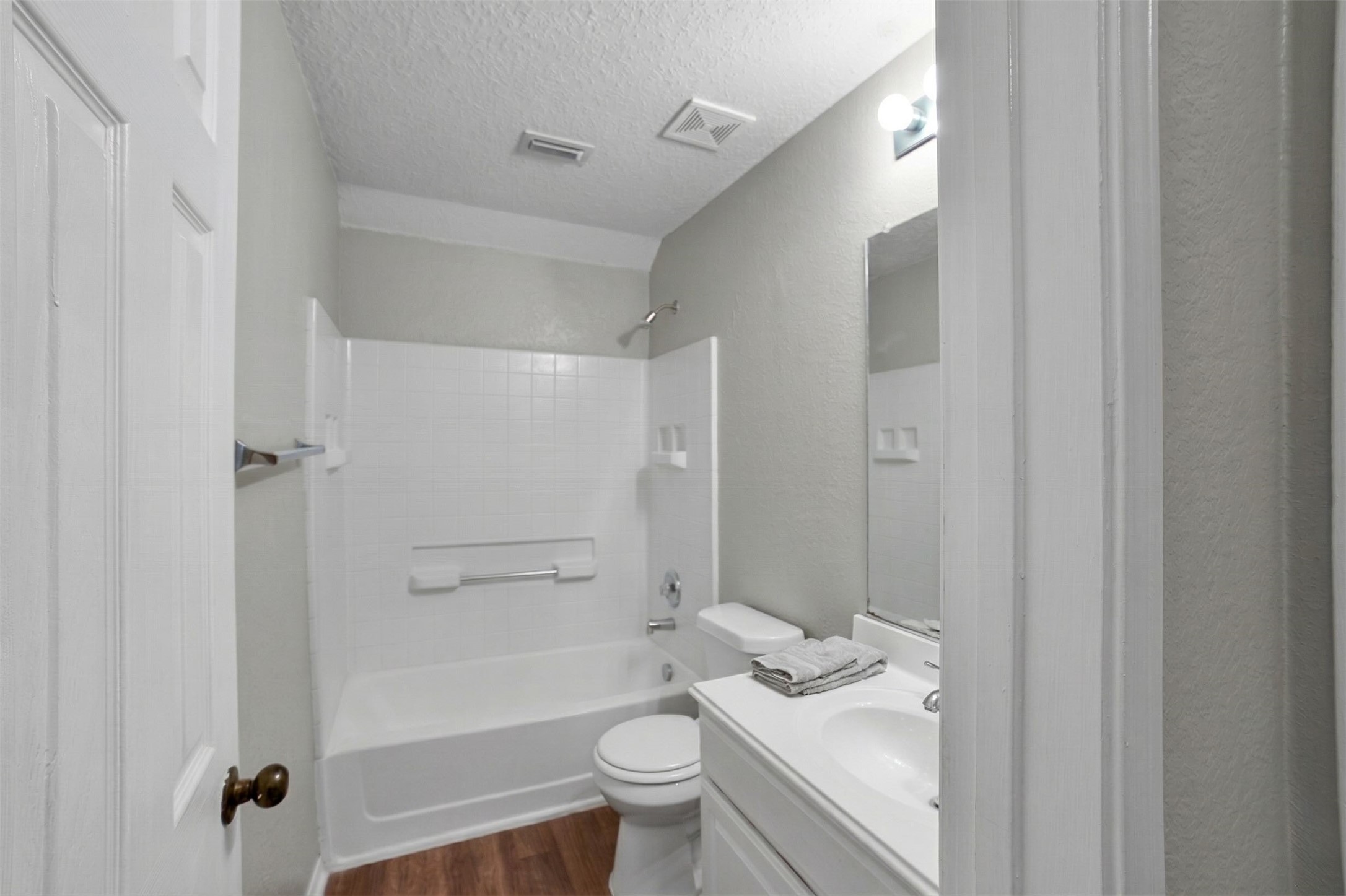 1010 Halifax Lane