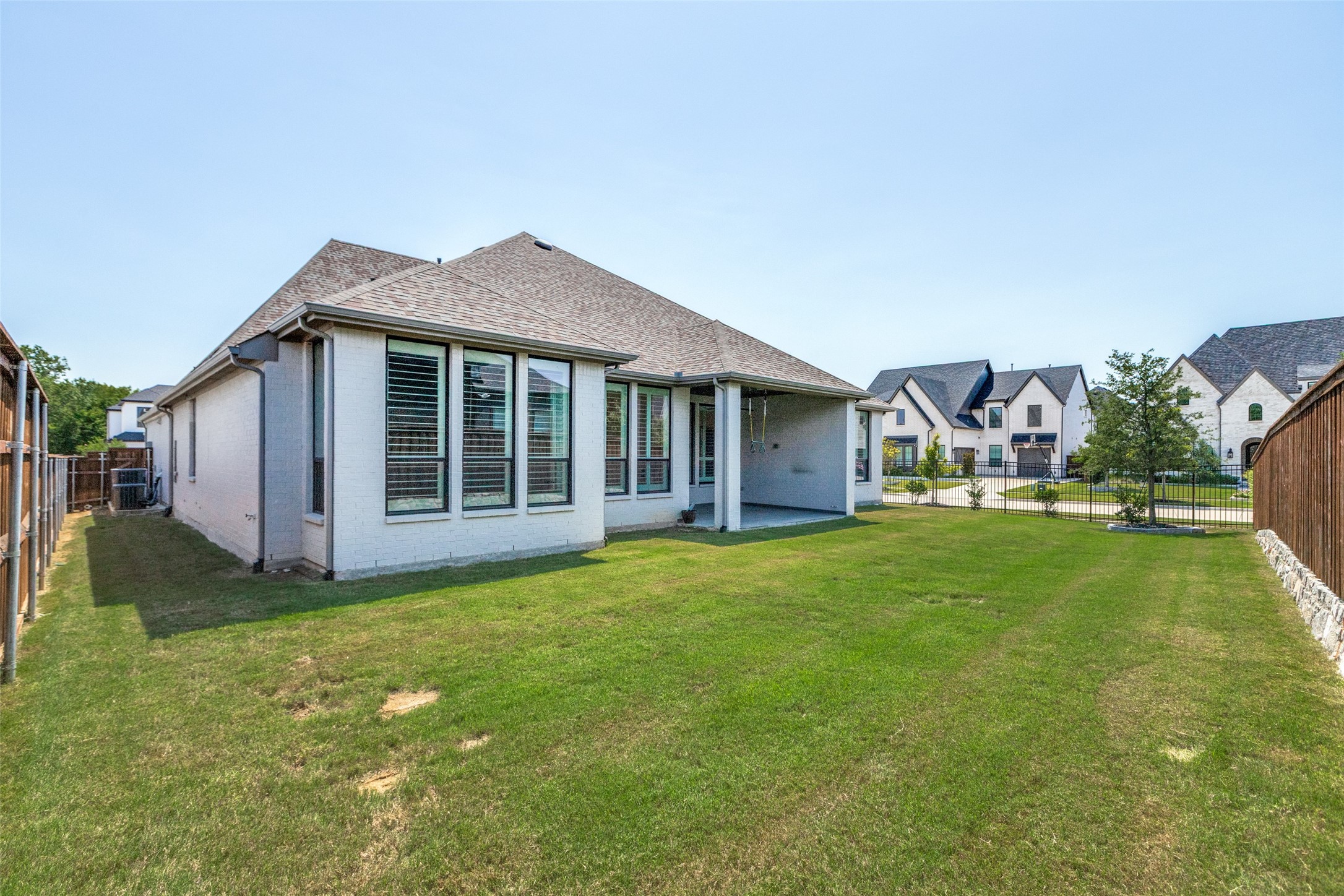 7823 Hoxie Lane