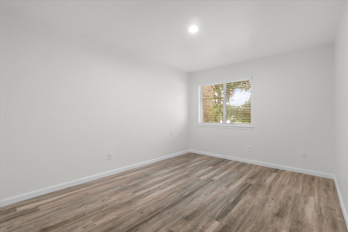 3118 Roundtree Lane