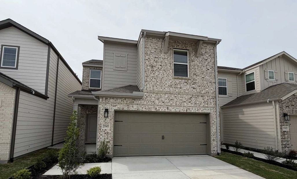 2545 Lost Maples Lane