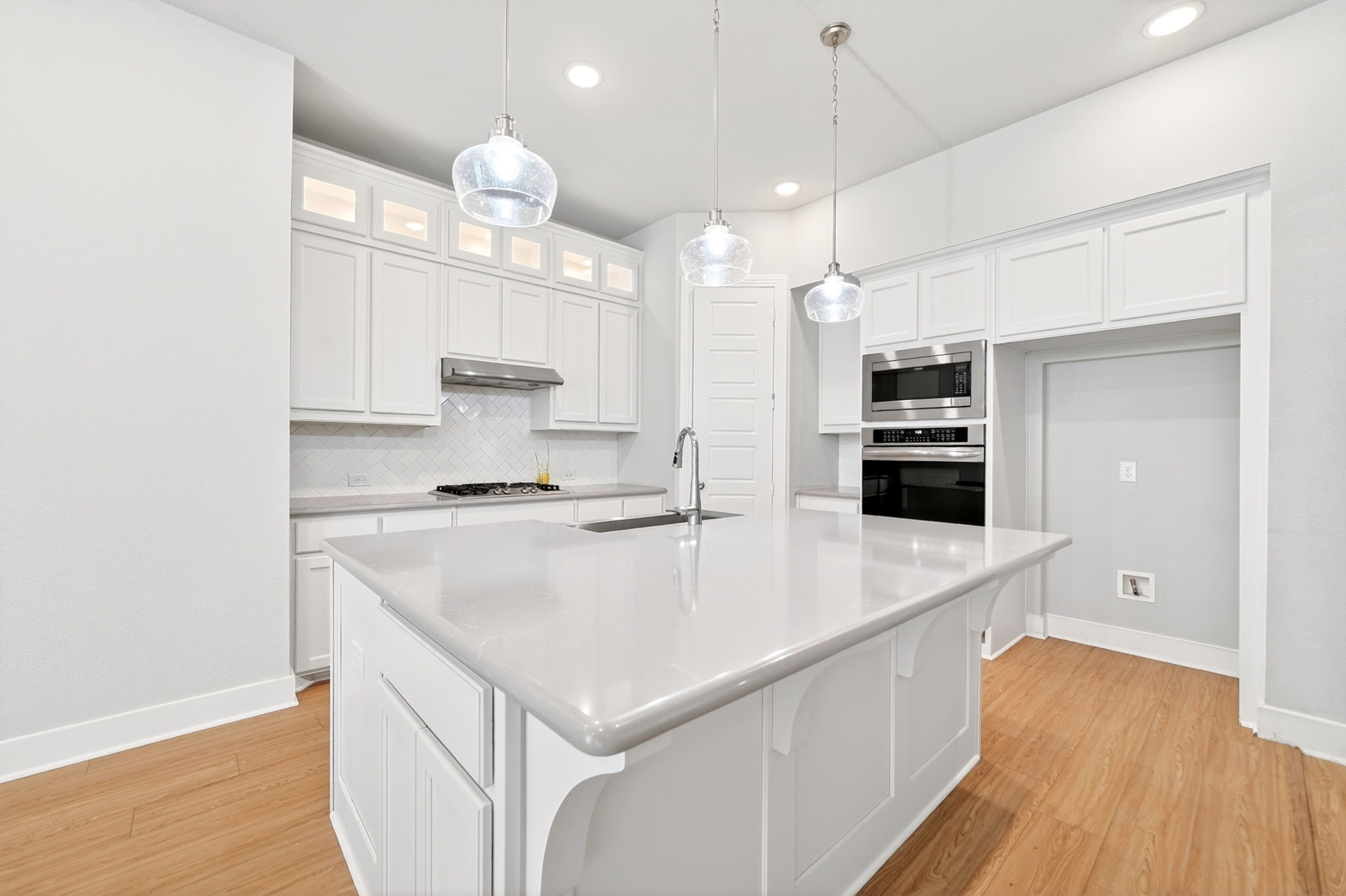 1810 Rhea Court