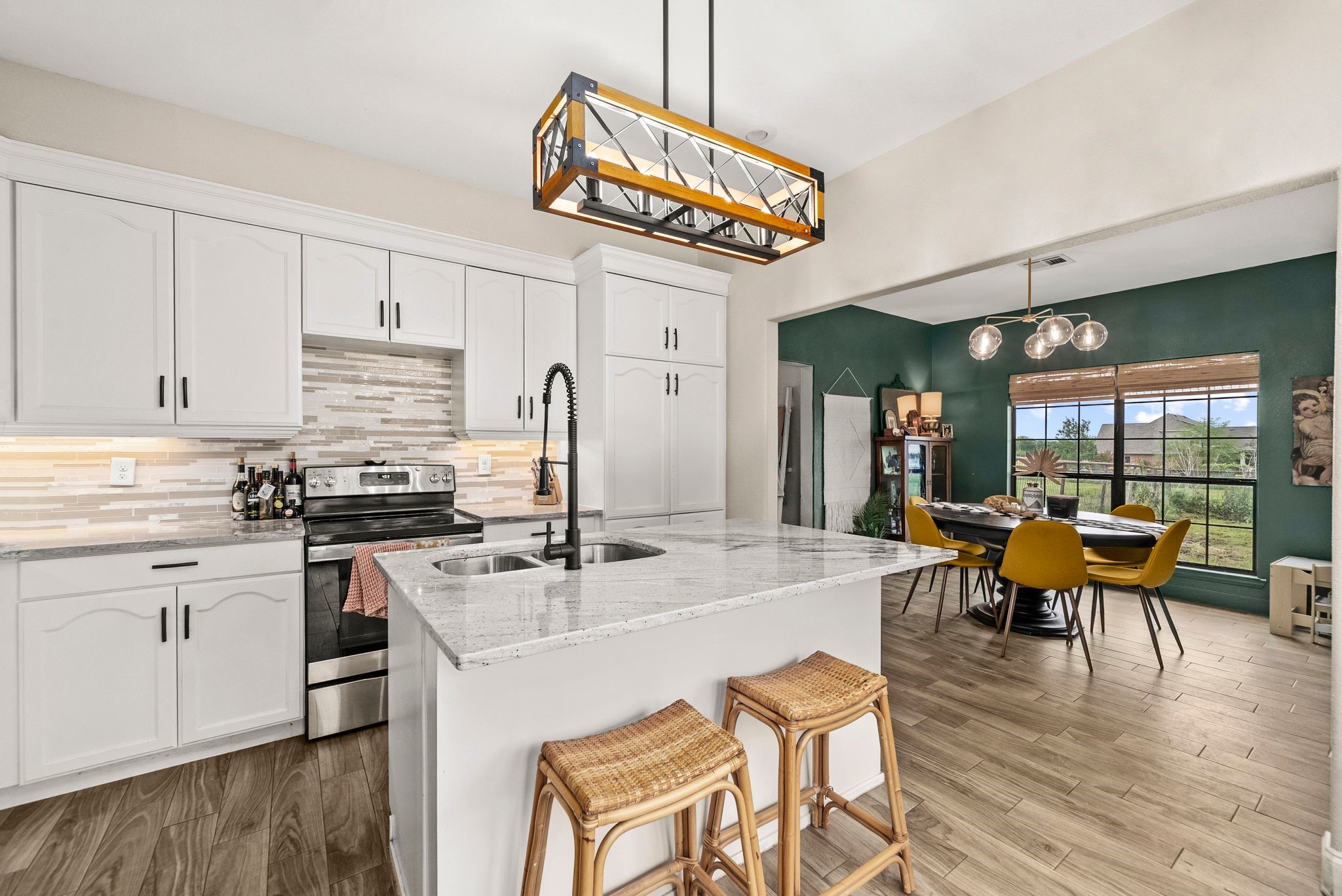 1068 Frontier Trail