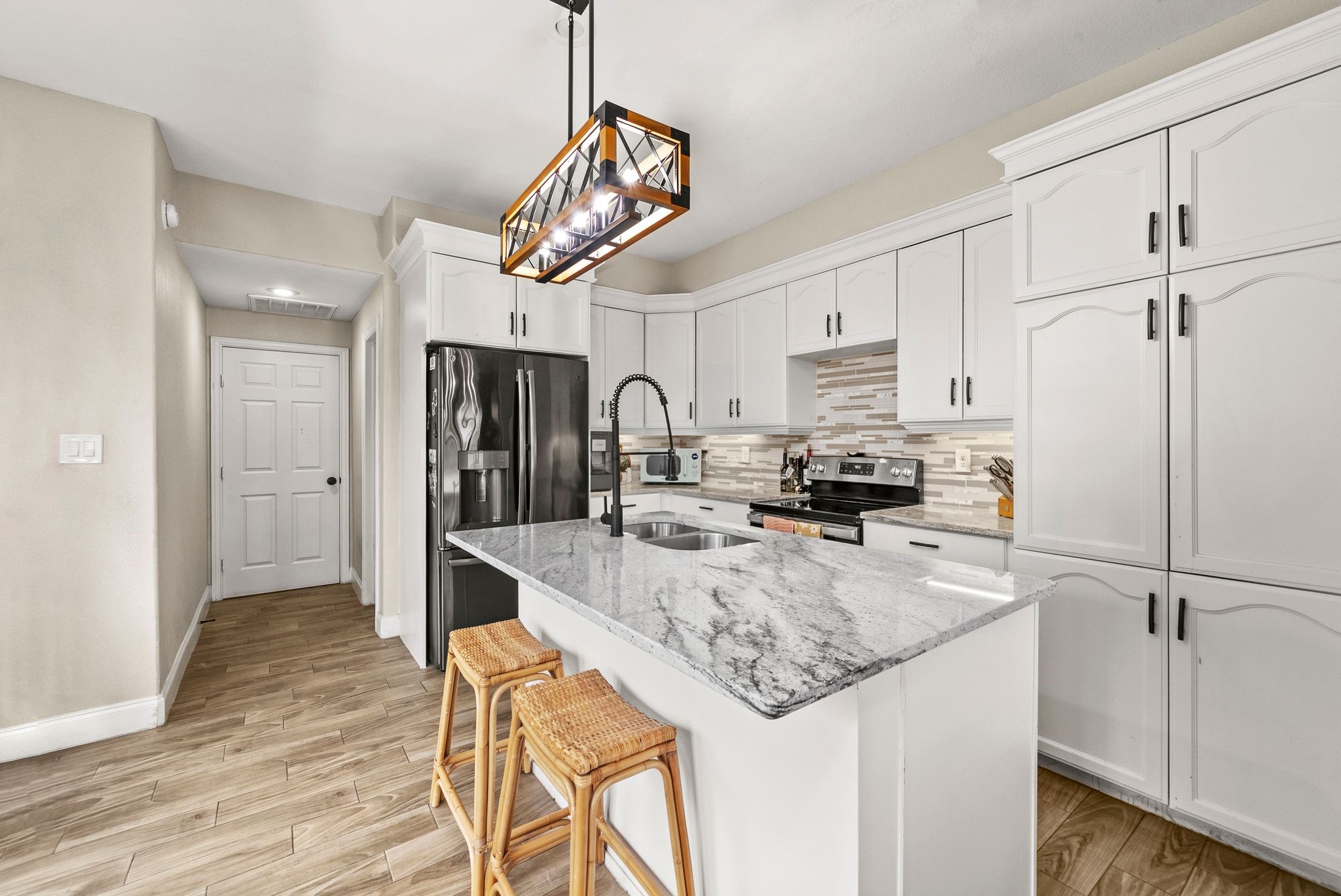 1068 Frontier Trail