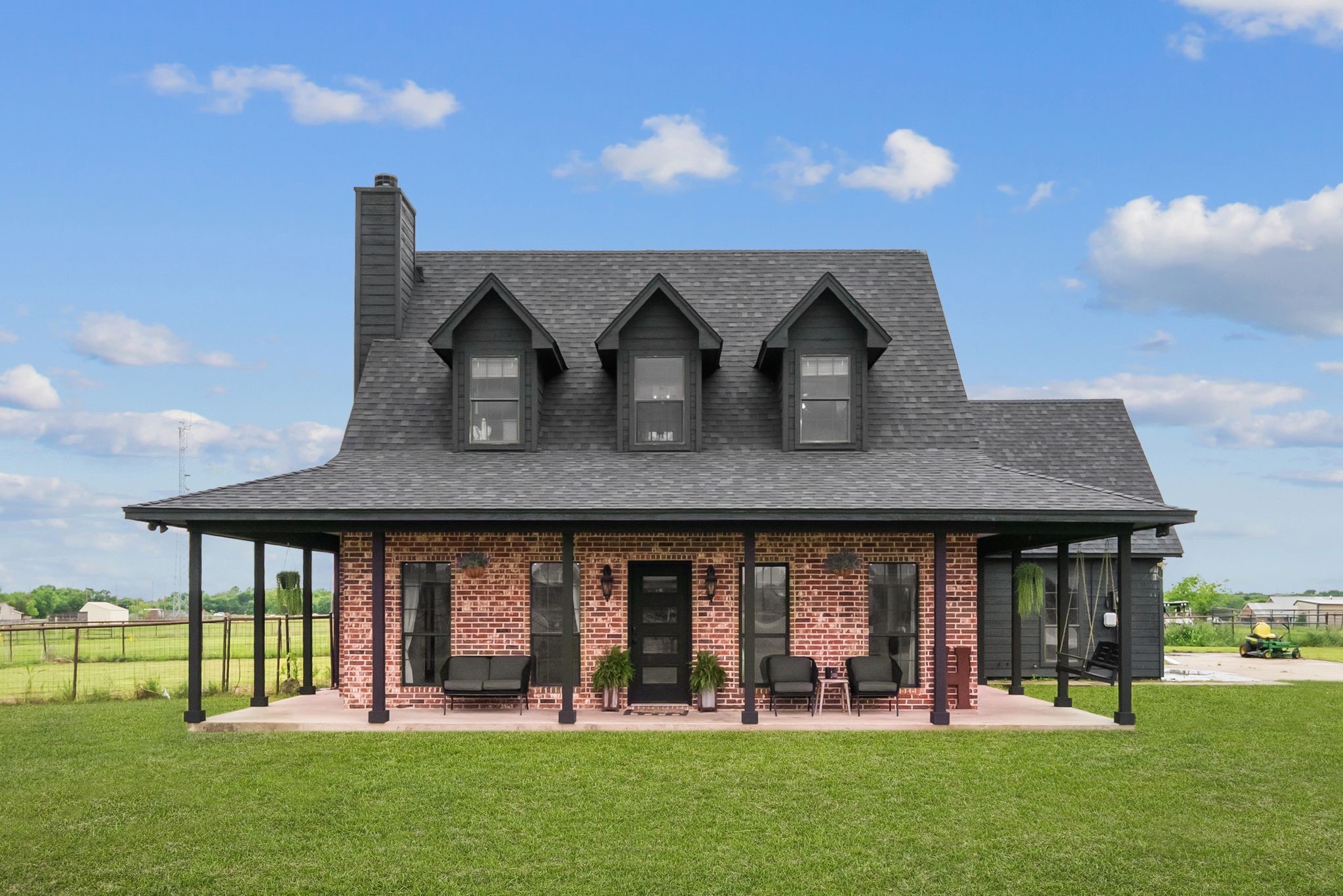 1068 Frontier Trail